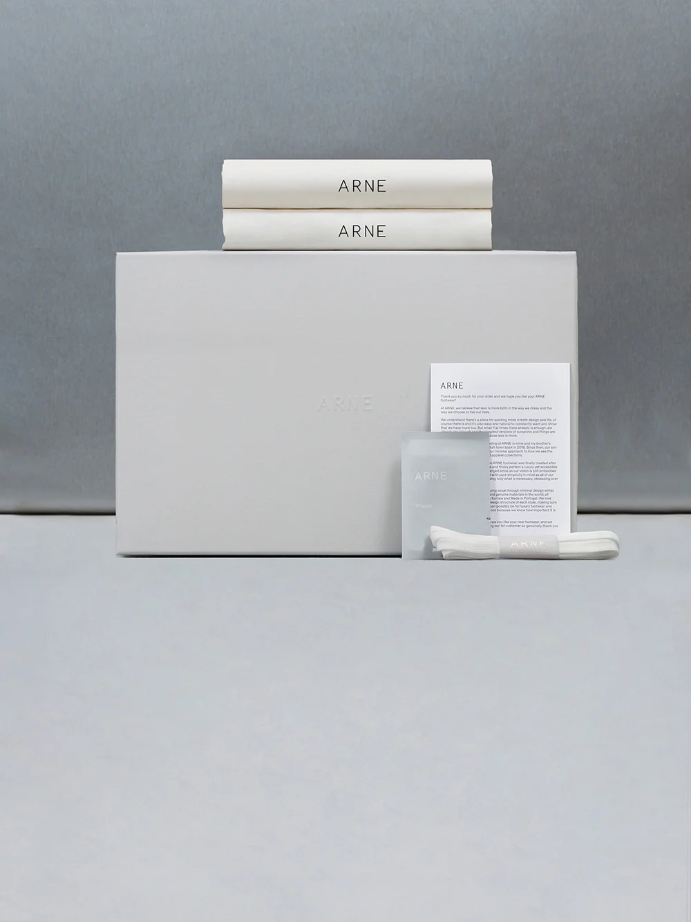 Classic Court Trainer in White Grey - Image 7