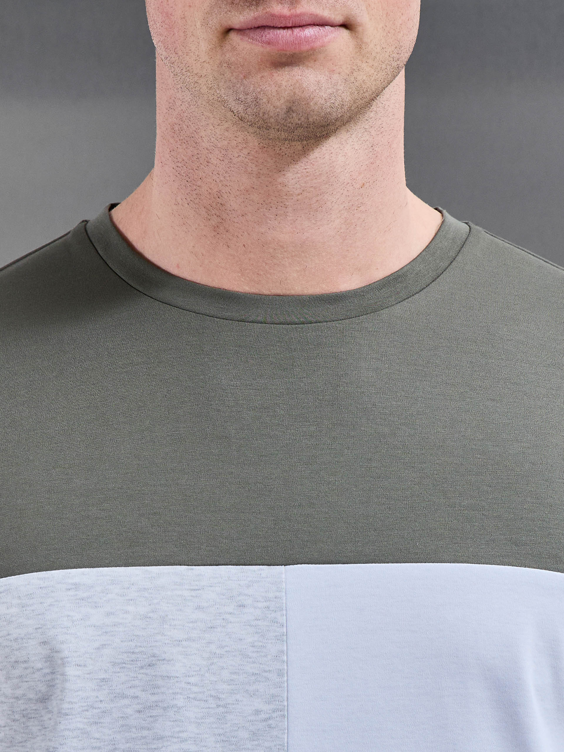 Colour Block T-Shirt in Sage - Image 4