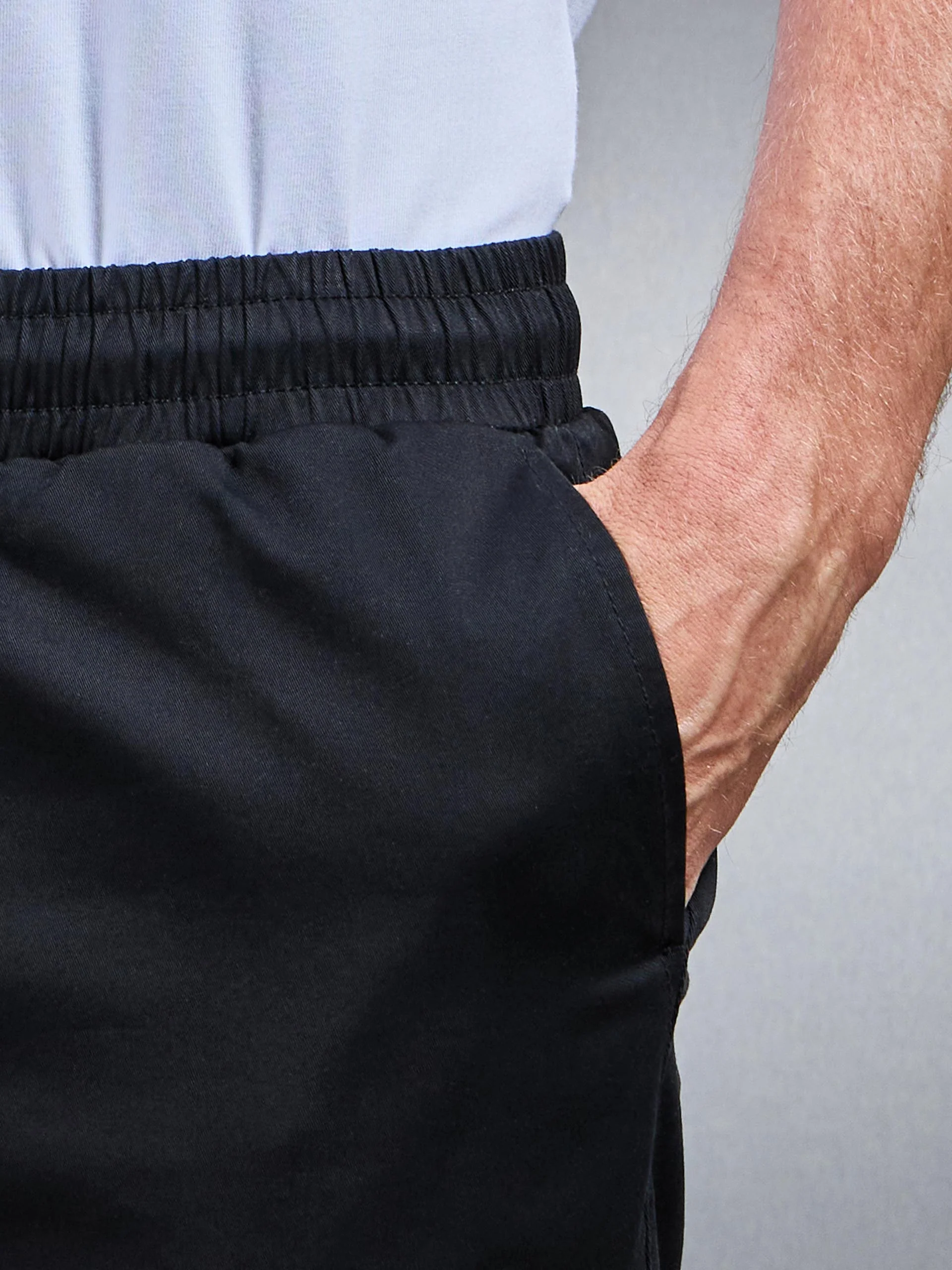 Cotton Cargo Pant in Black - Image 4