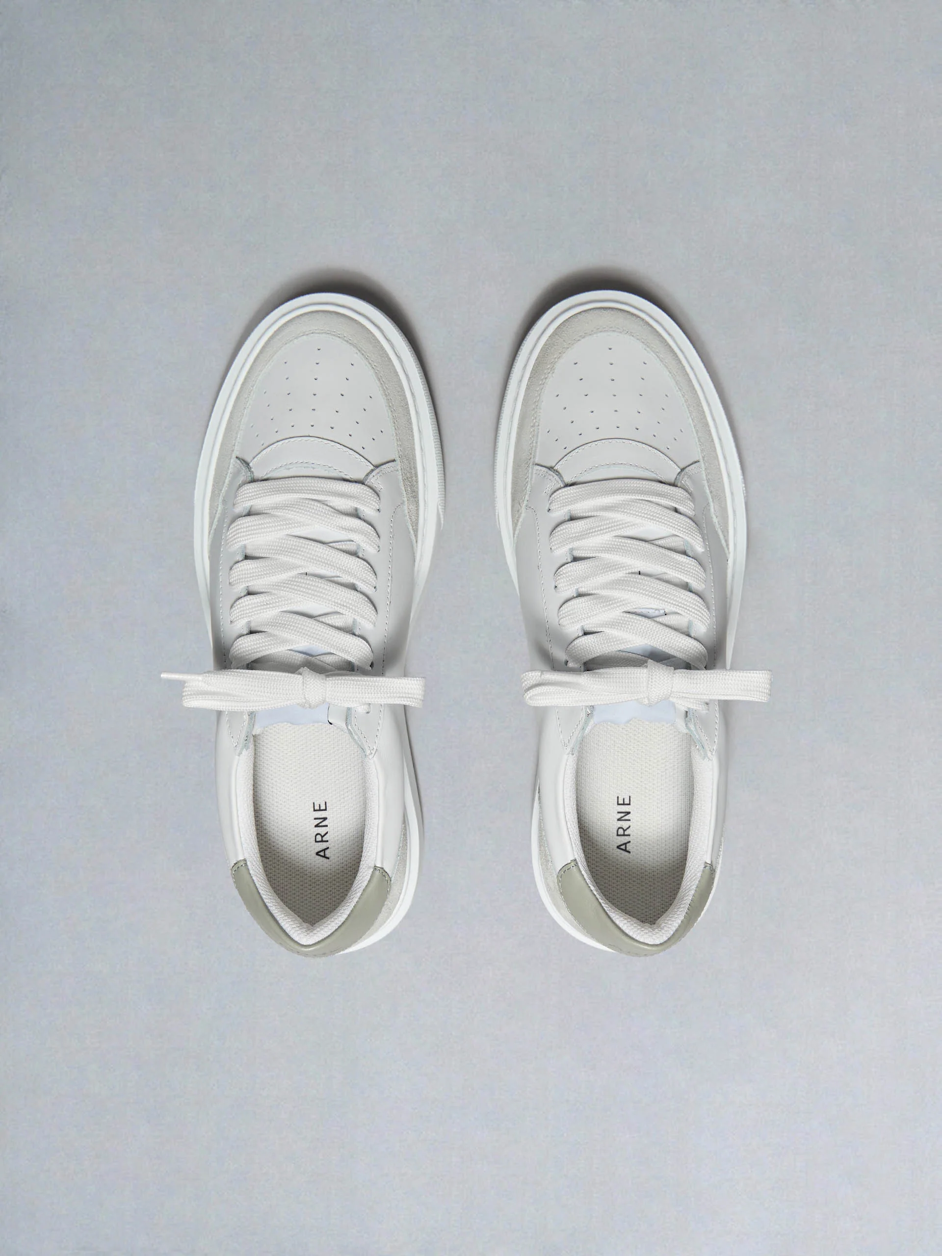 Court Trainer 2.0 in White Olive - Image 5