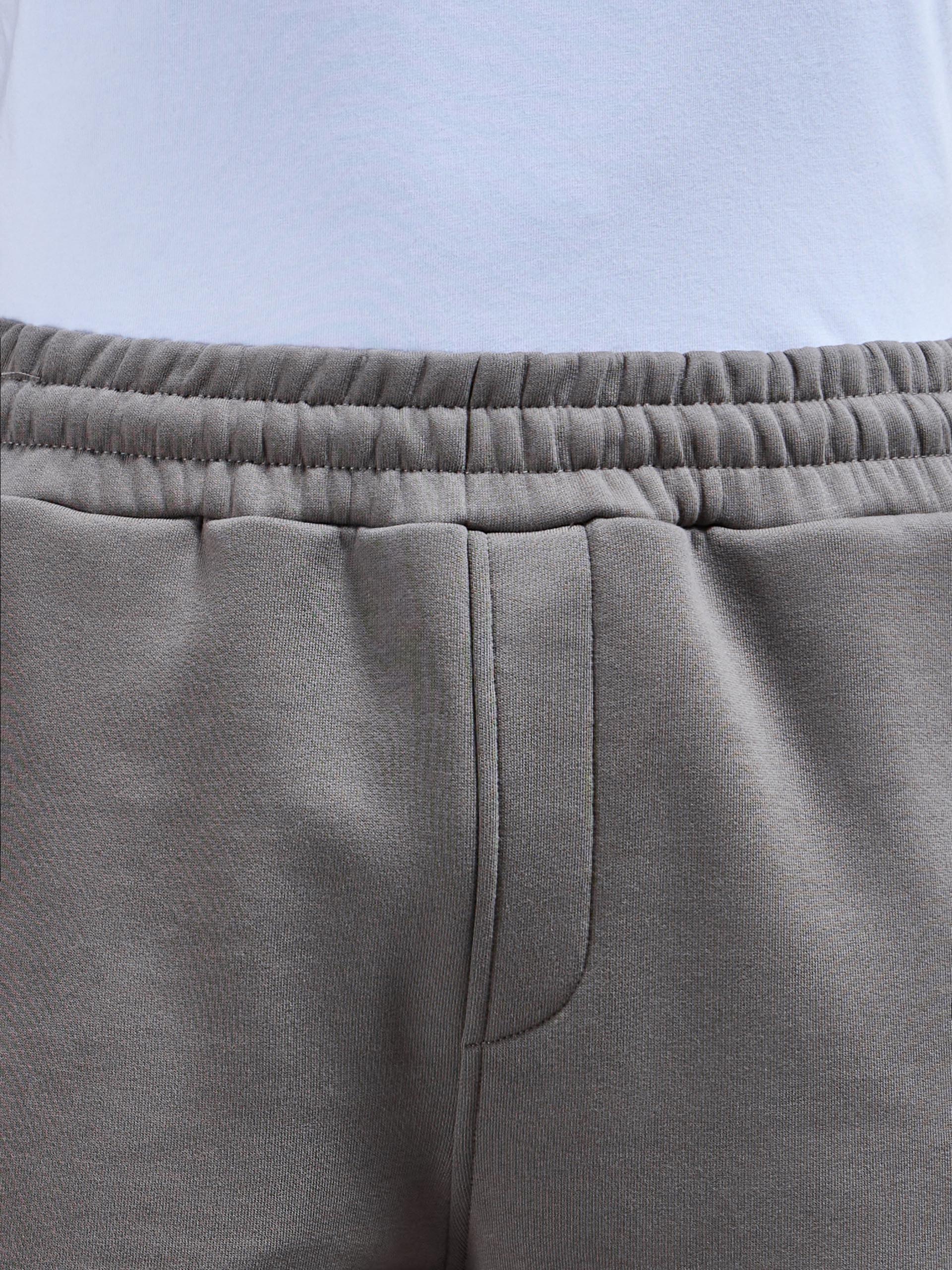 Essential Relaxed Fit Cuffed Jogger in Grey - Image 3