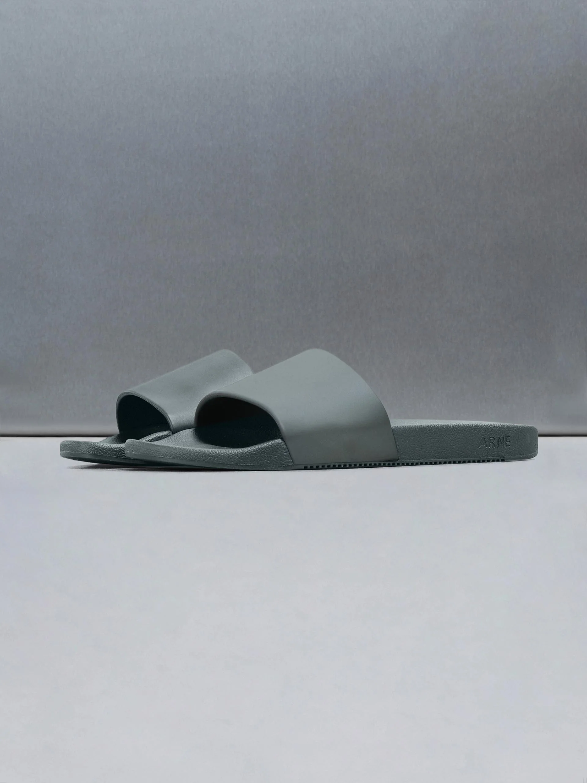 Essential Slides in Olive - Image 2