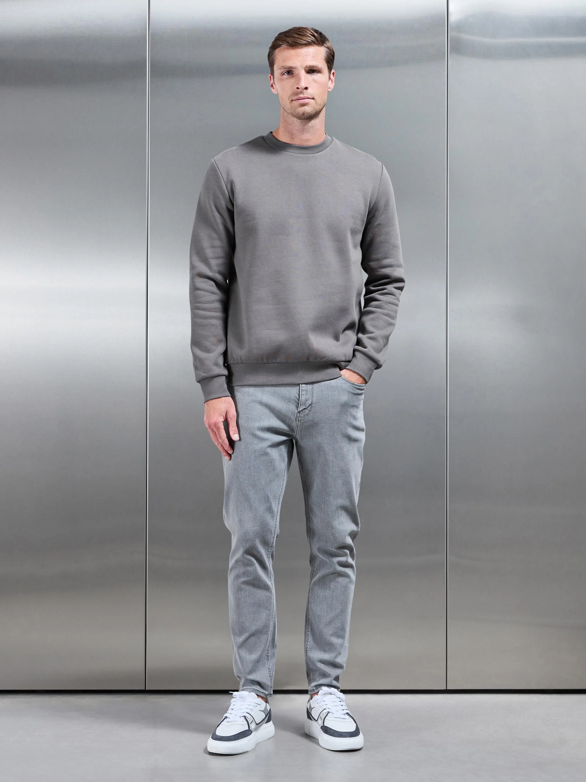 Essential Sweatshirt in Grey - Image 2