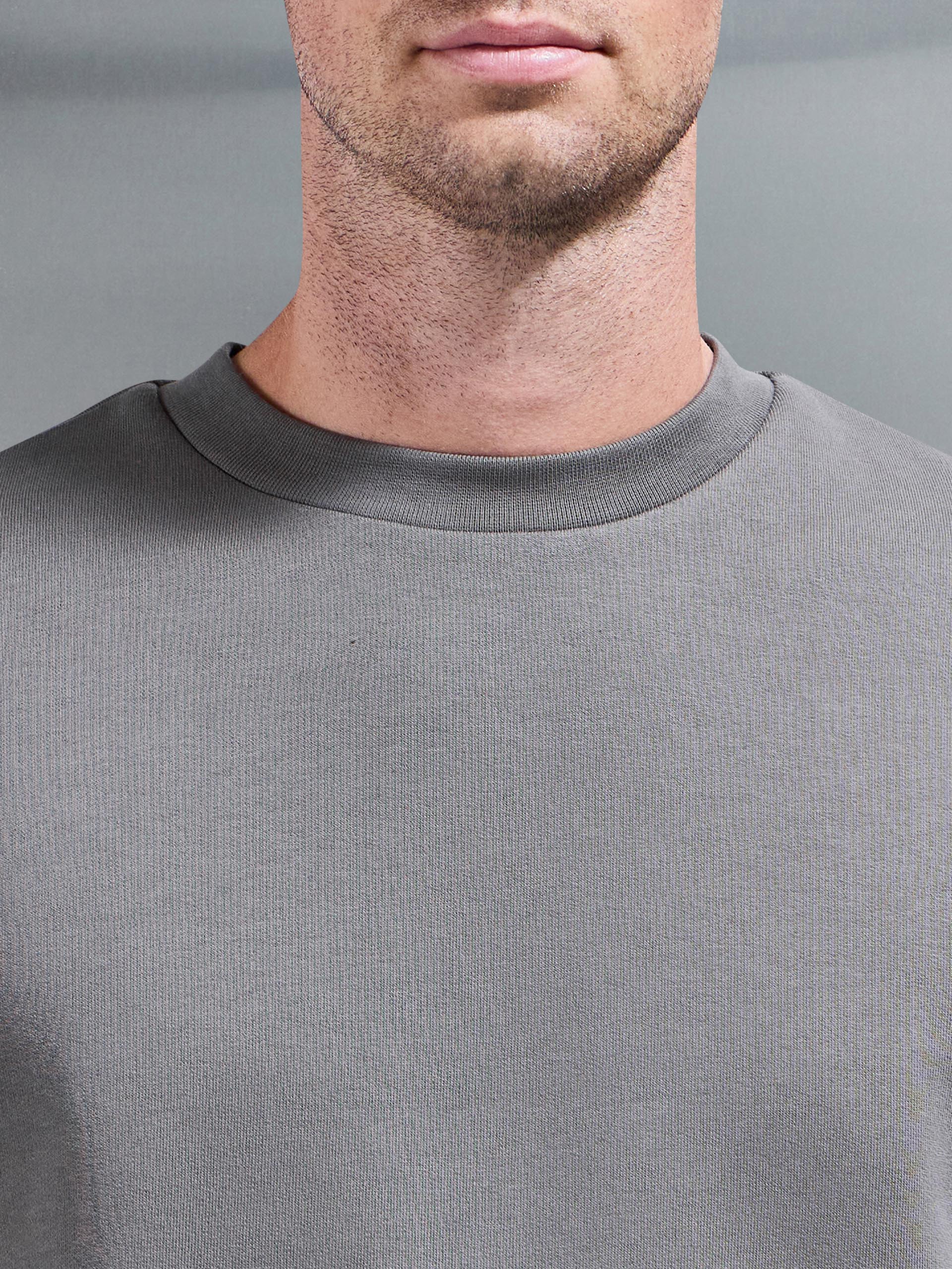 Essential Sweatshirt in Grey - Image 3