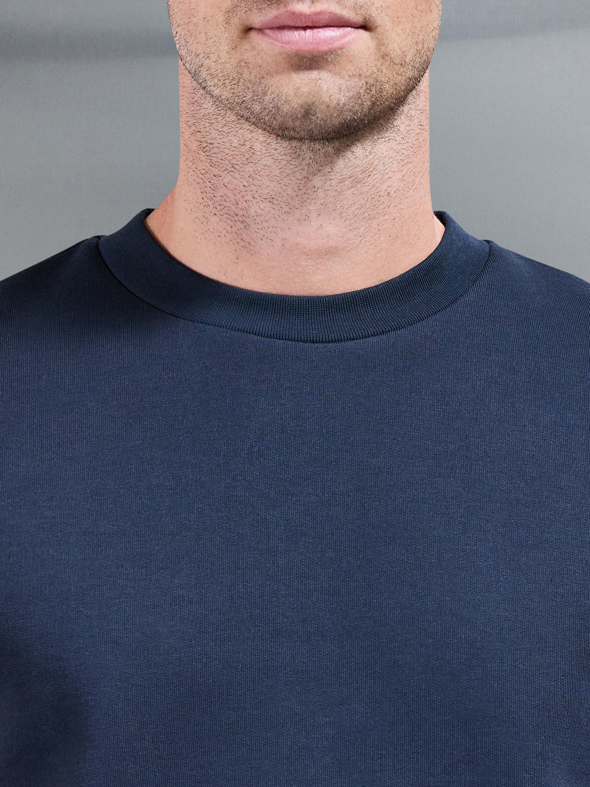 Essential Sweatshirt in Navy - Image 3