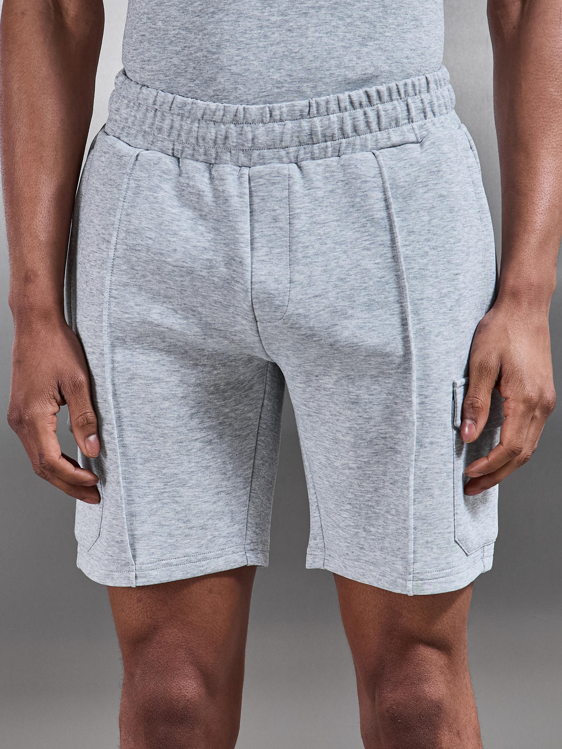 Everyday Luxe Cargo Short in Marl Grey - Image 4
