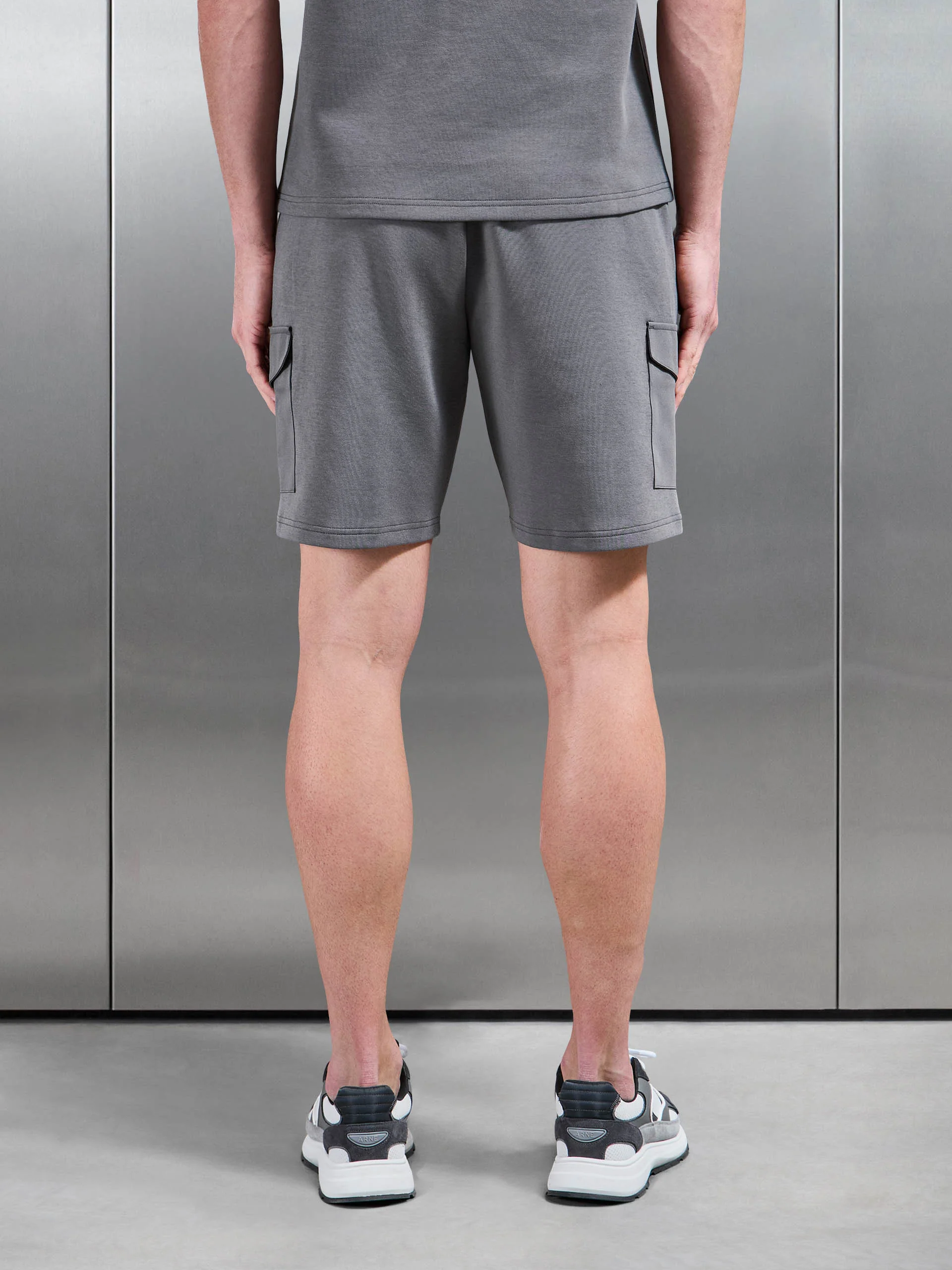 Everyday Luxe Hybrid Cargo Short in Grey - Image 3