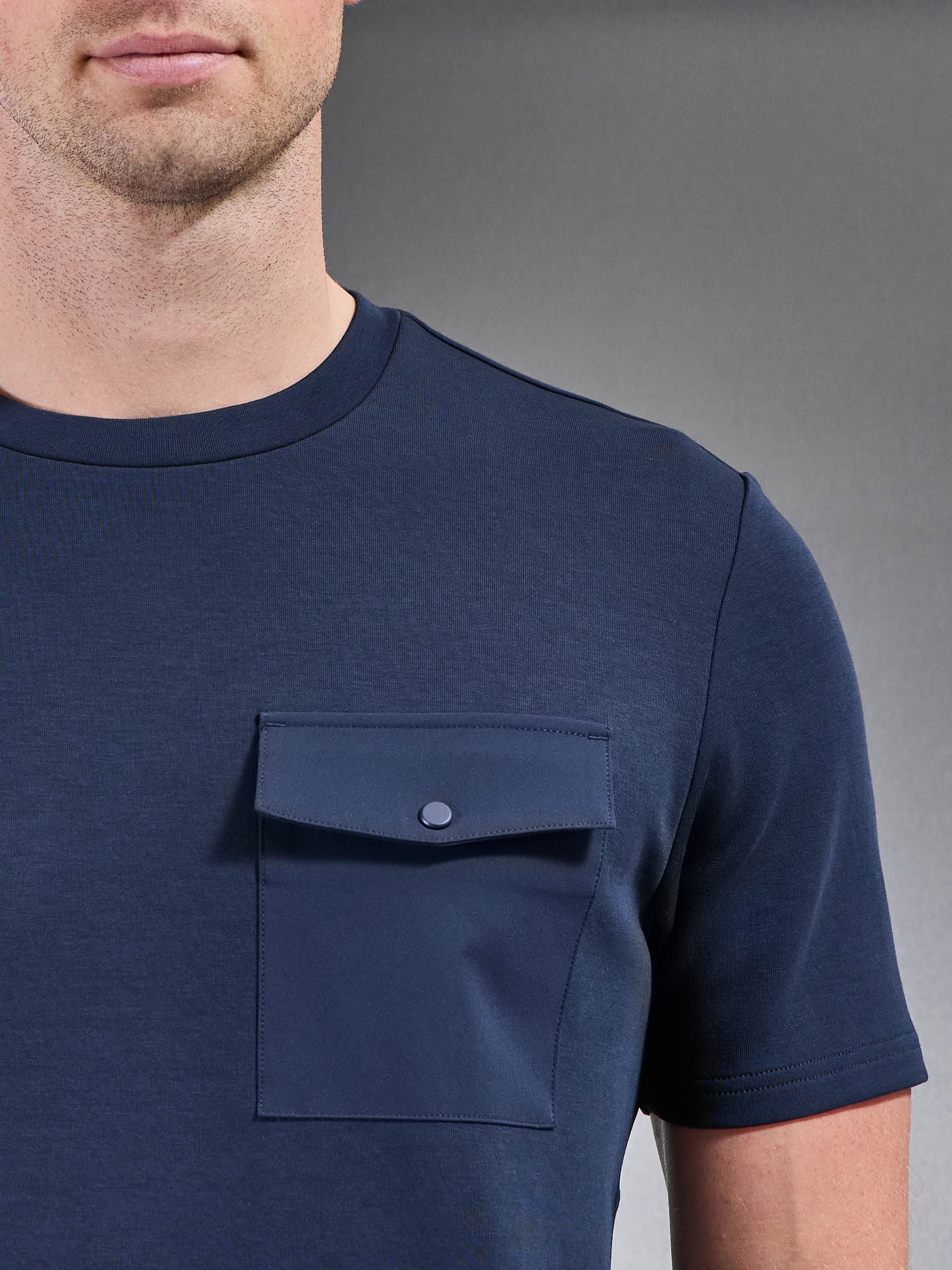 Everyday Luxe Hybrid Cargo T-Shirt in Navy - Image 4