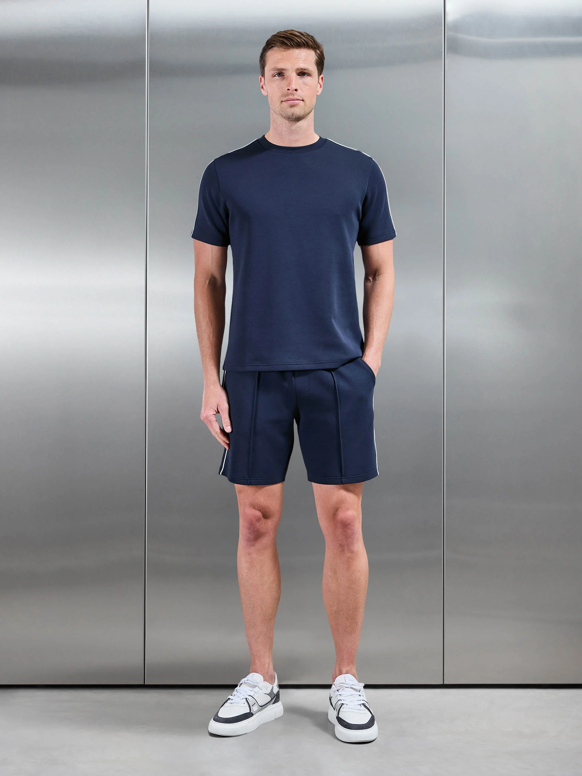 Everyday Luxe Piping T-Shirt in Navy - Image 2