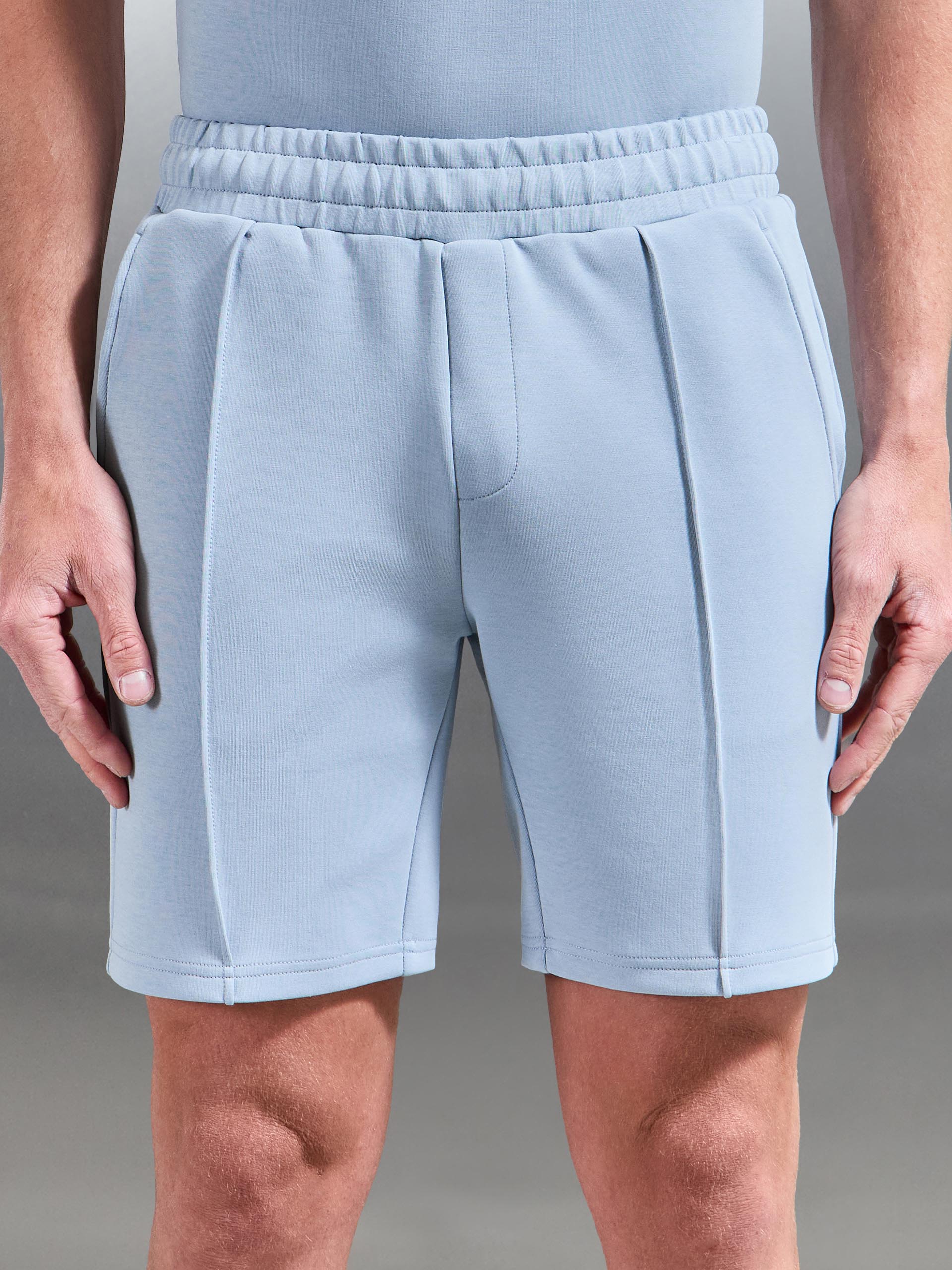 Everyday Luxe Short in Soft Blue - Image 4