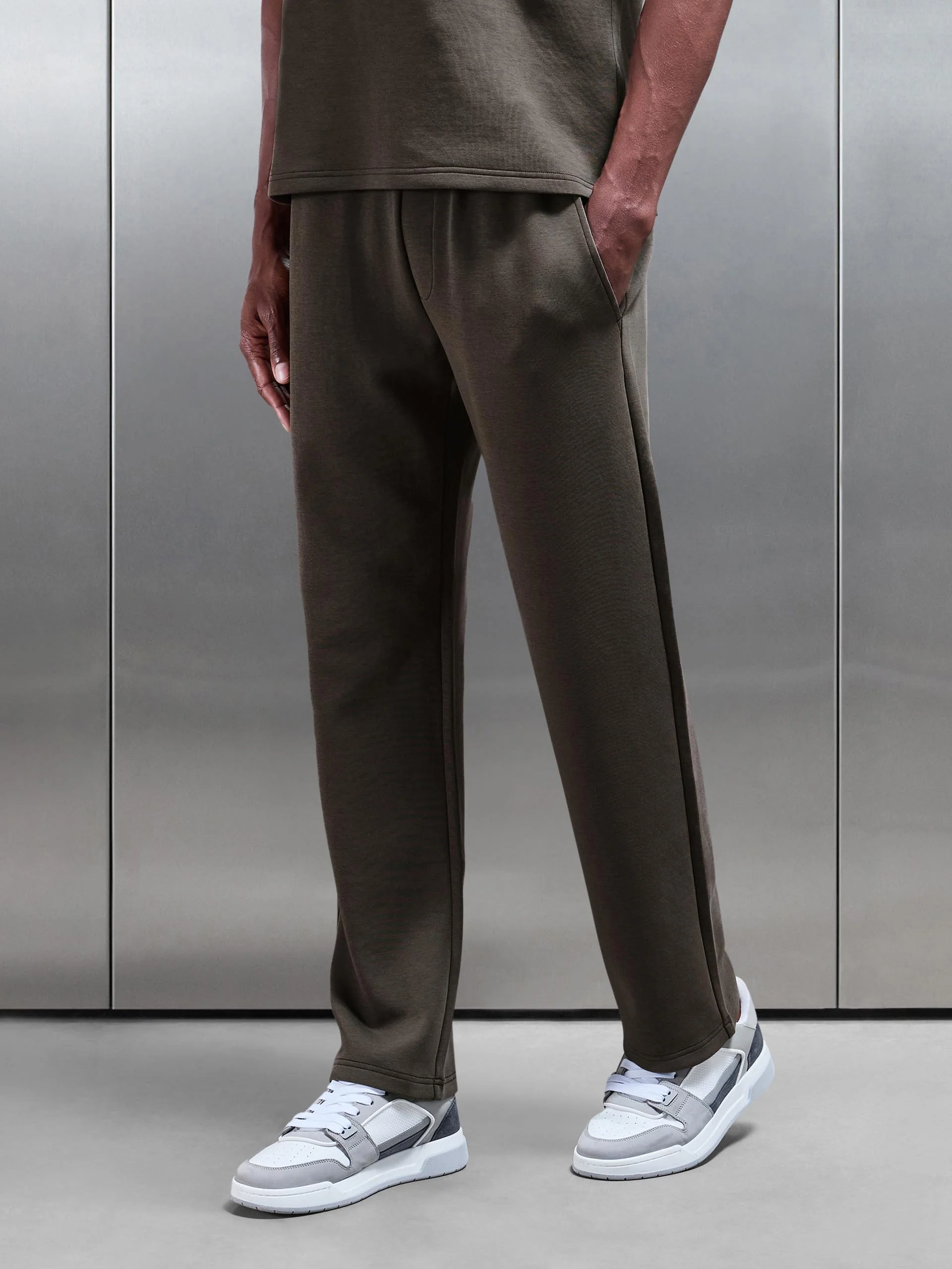 Everyday Luxe Straight Leg Jogger in Brown - Image 4