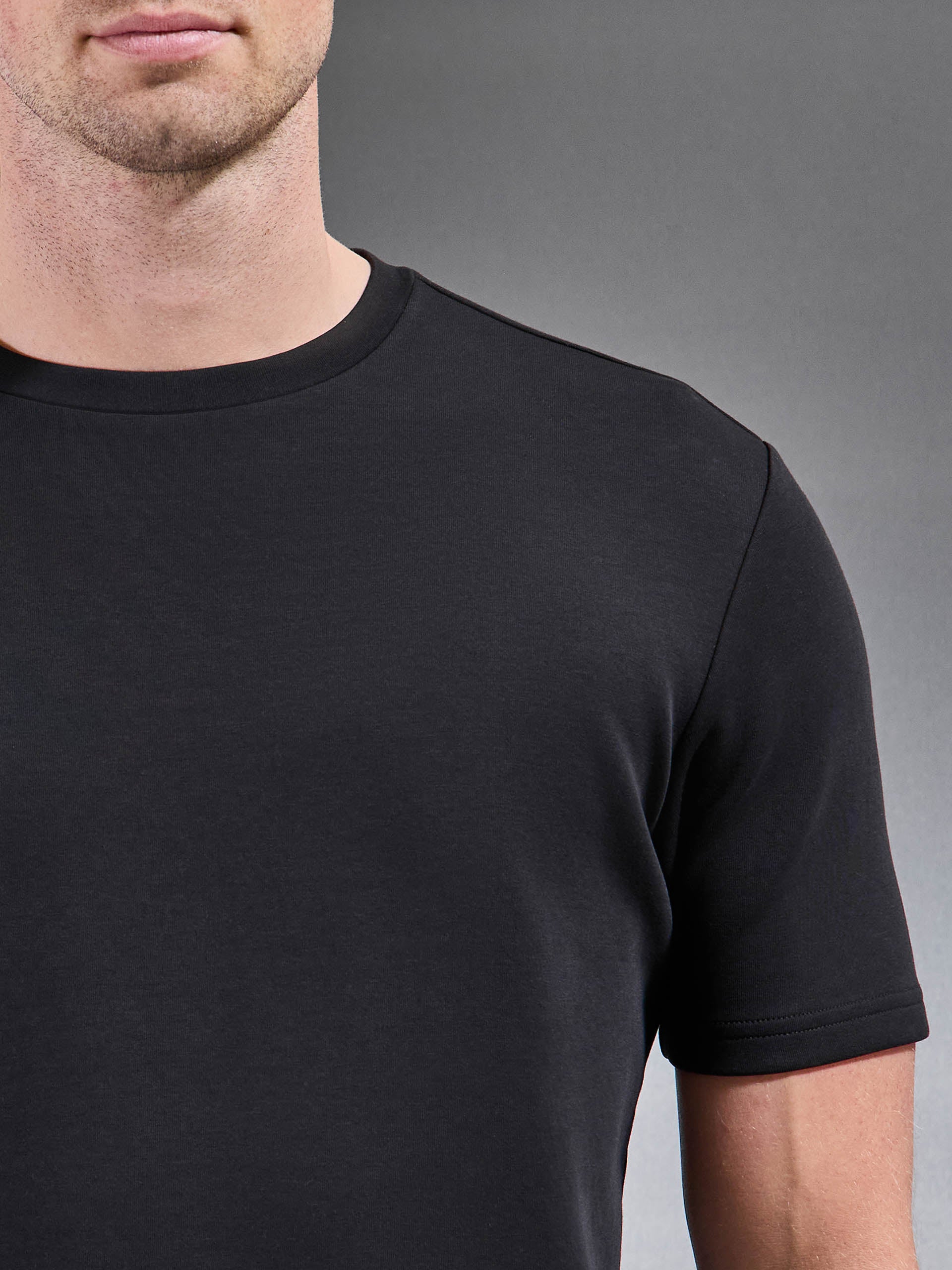 Everyday Luxe T-Shirt in Black - Image 4