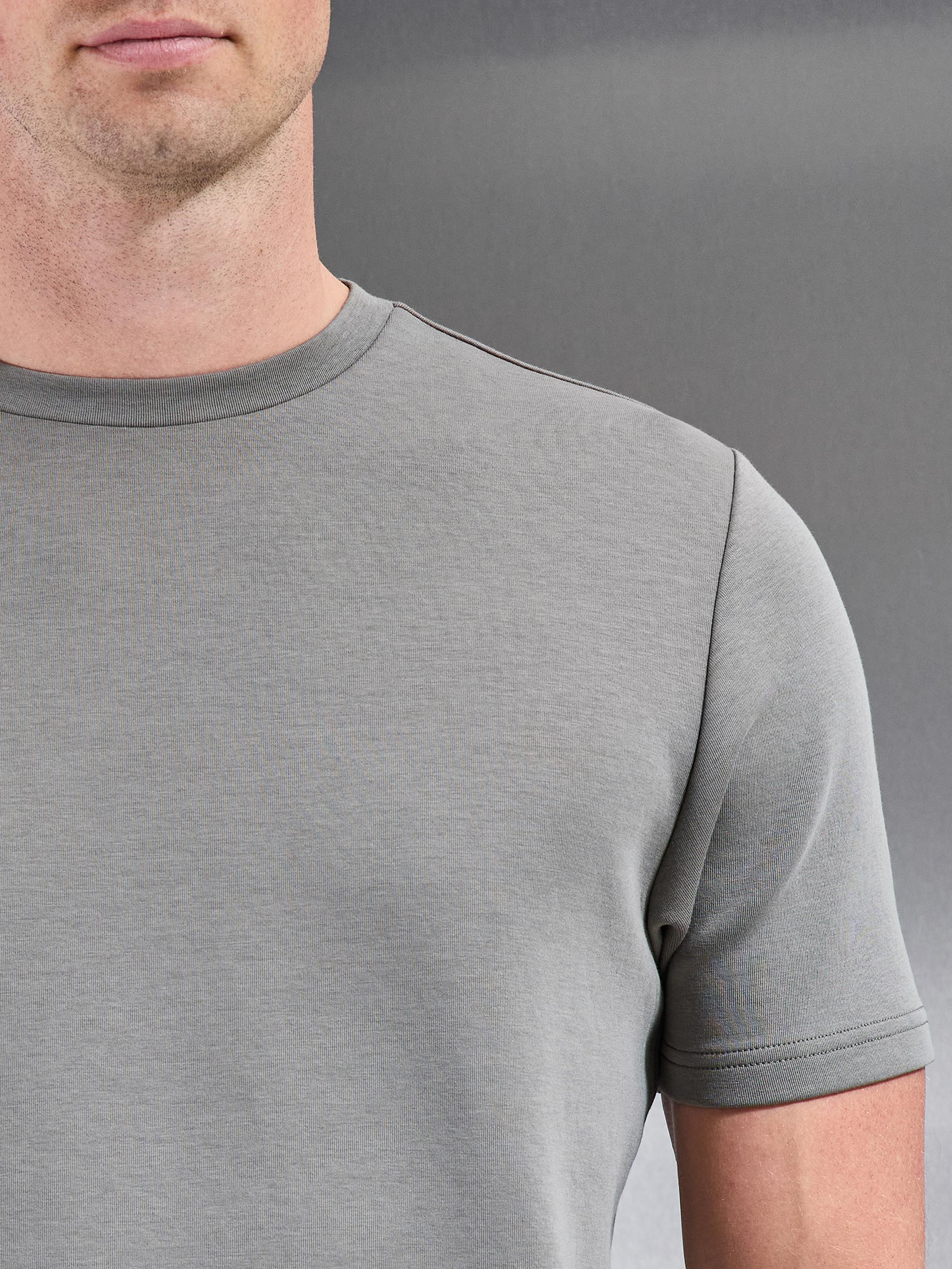 Everyday Luxe T-Shirt in Olive - Image 4
