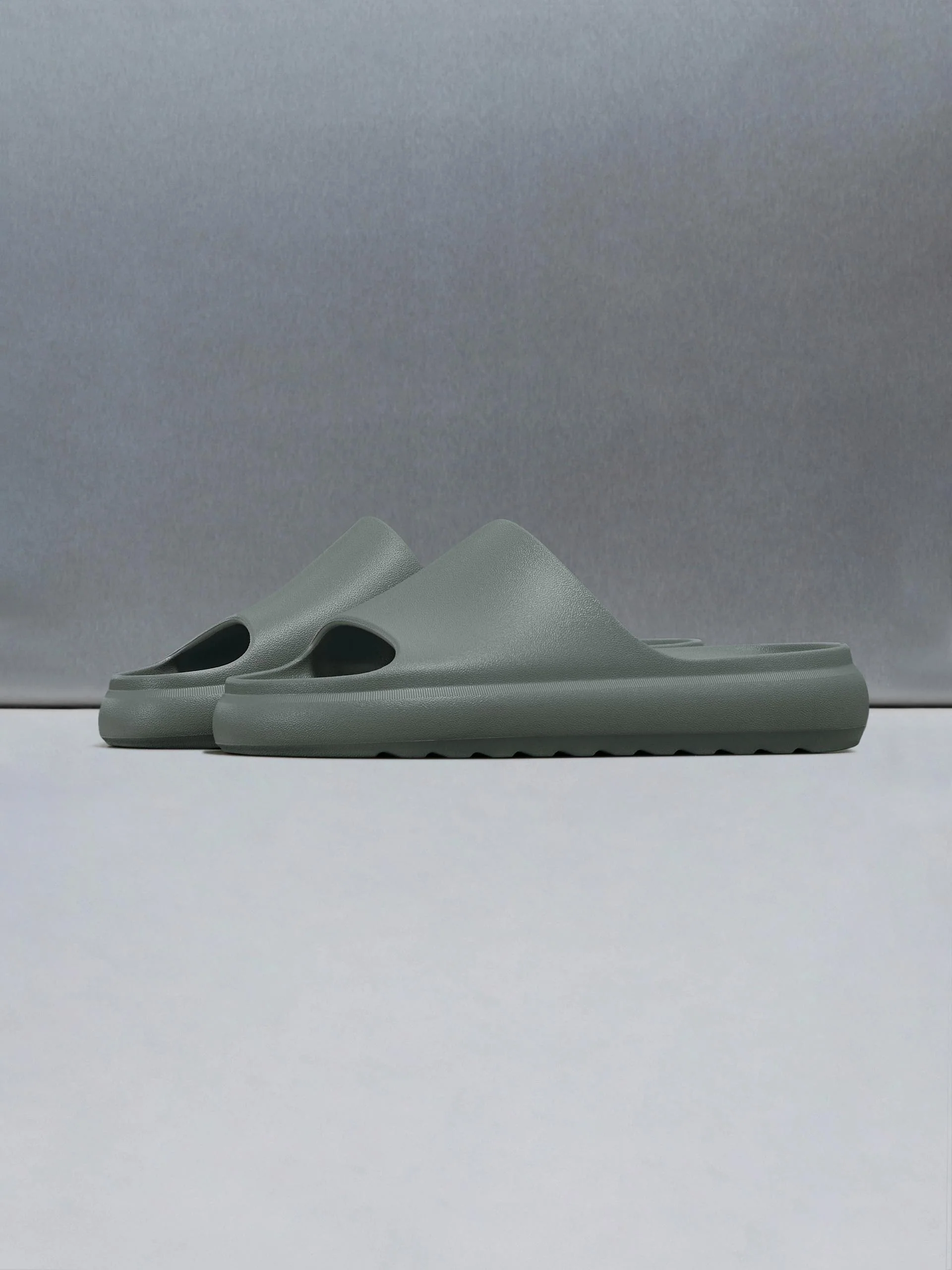 Everyday Slider in Olive - Image 3
