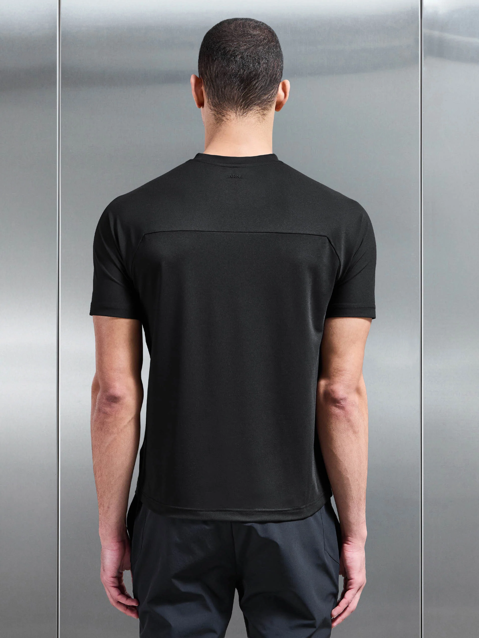 Everyday Technical T-Shirt in Black - Image 5