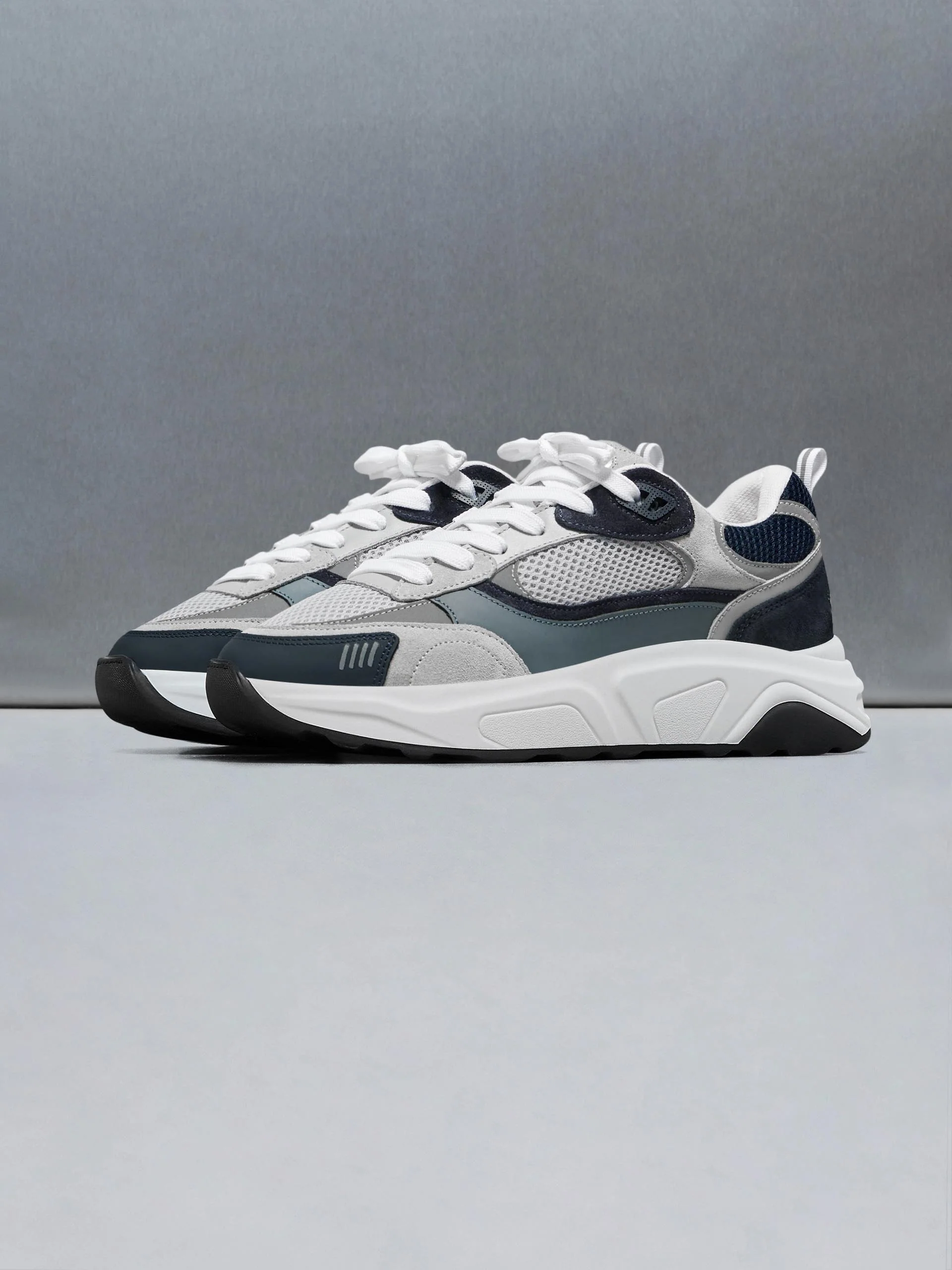 Flow Runner in Air Force Blue - Image 3