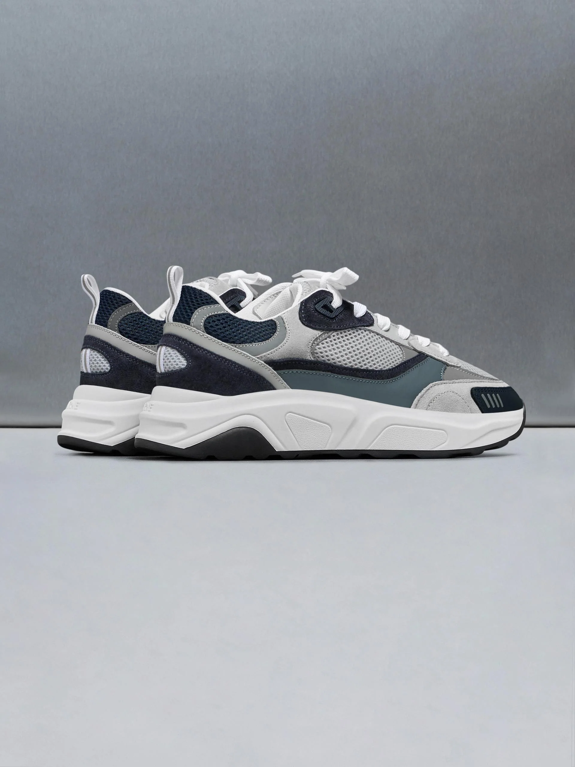 Flow Runner in Air Force Blue - Image 4