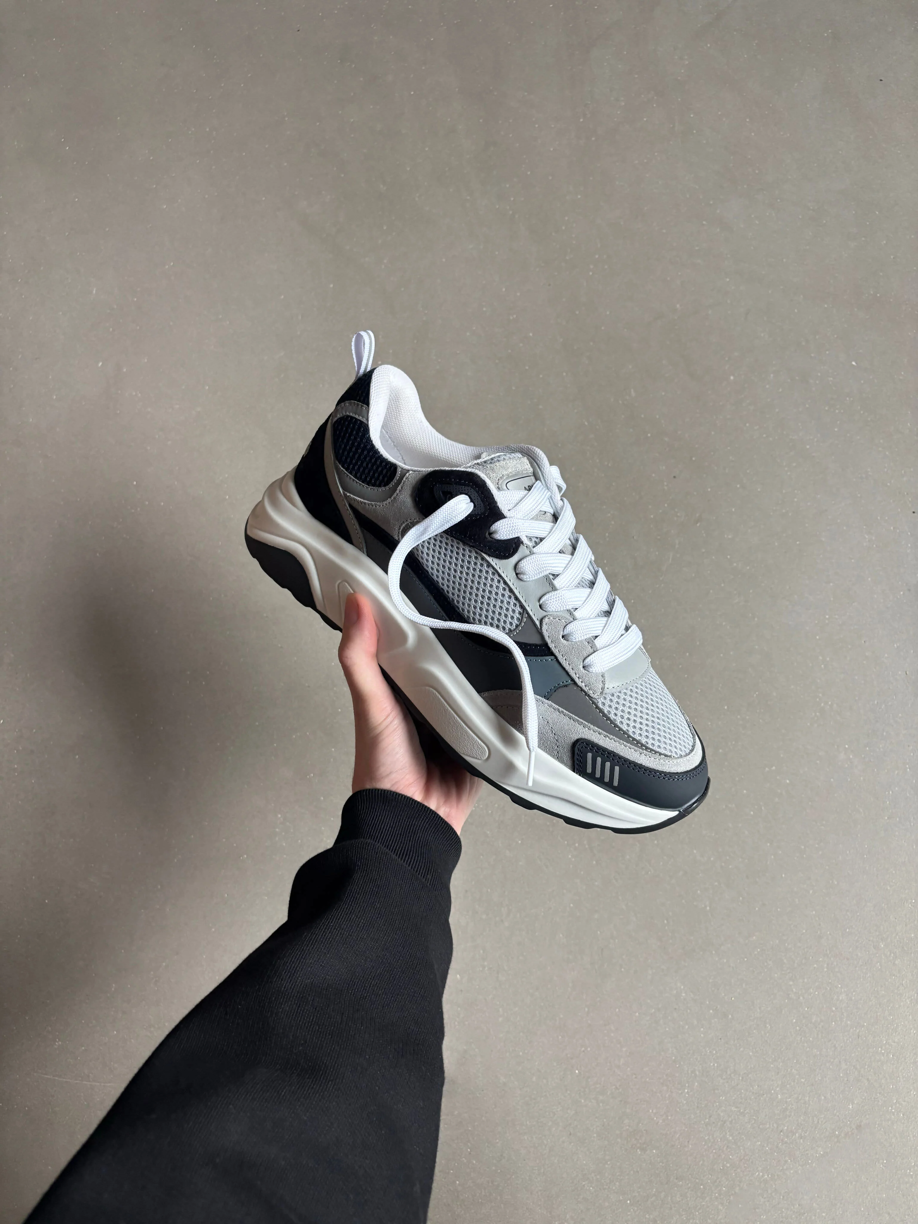 Flow Runner in Air Force Blue - Image 6
