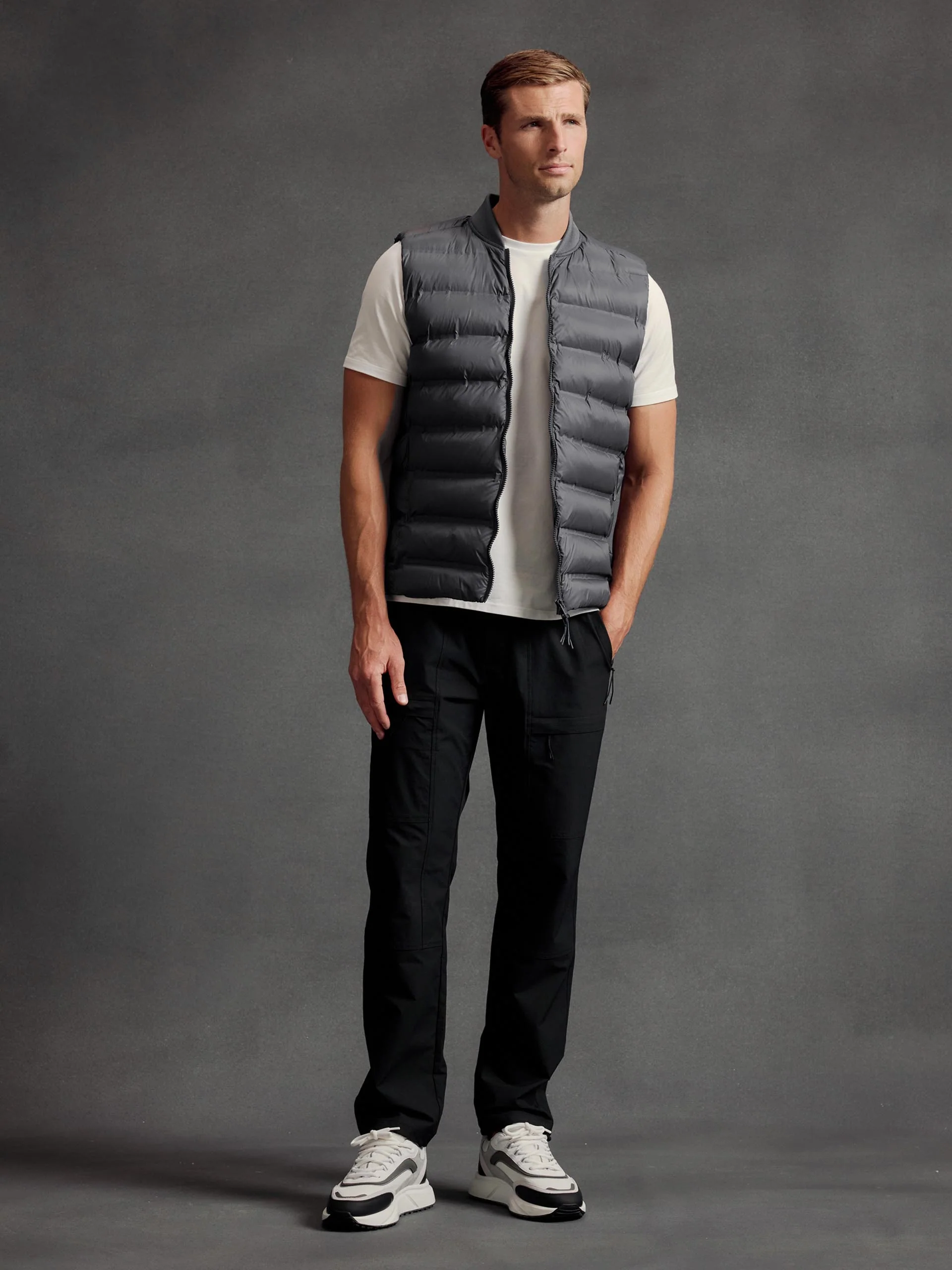 Front Pocket Technical Cargo Pant in Black - Image 2