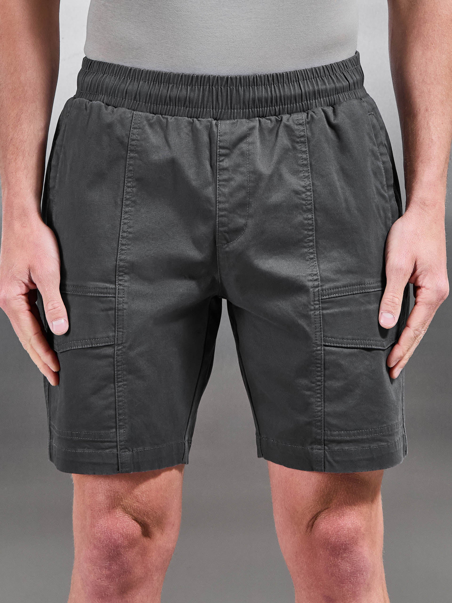 Front Stitch Cotton Cargo Short in Grey - Image 4