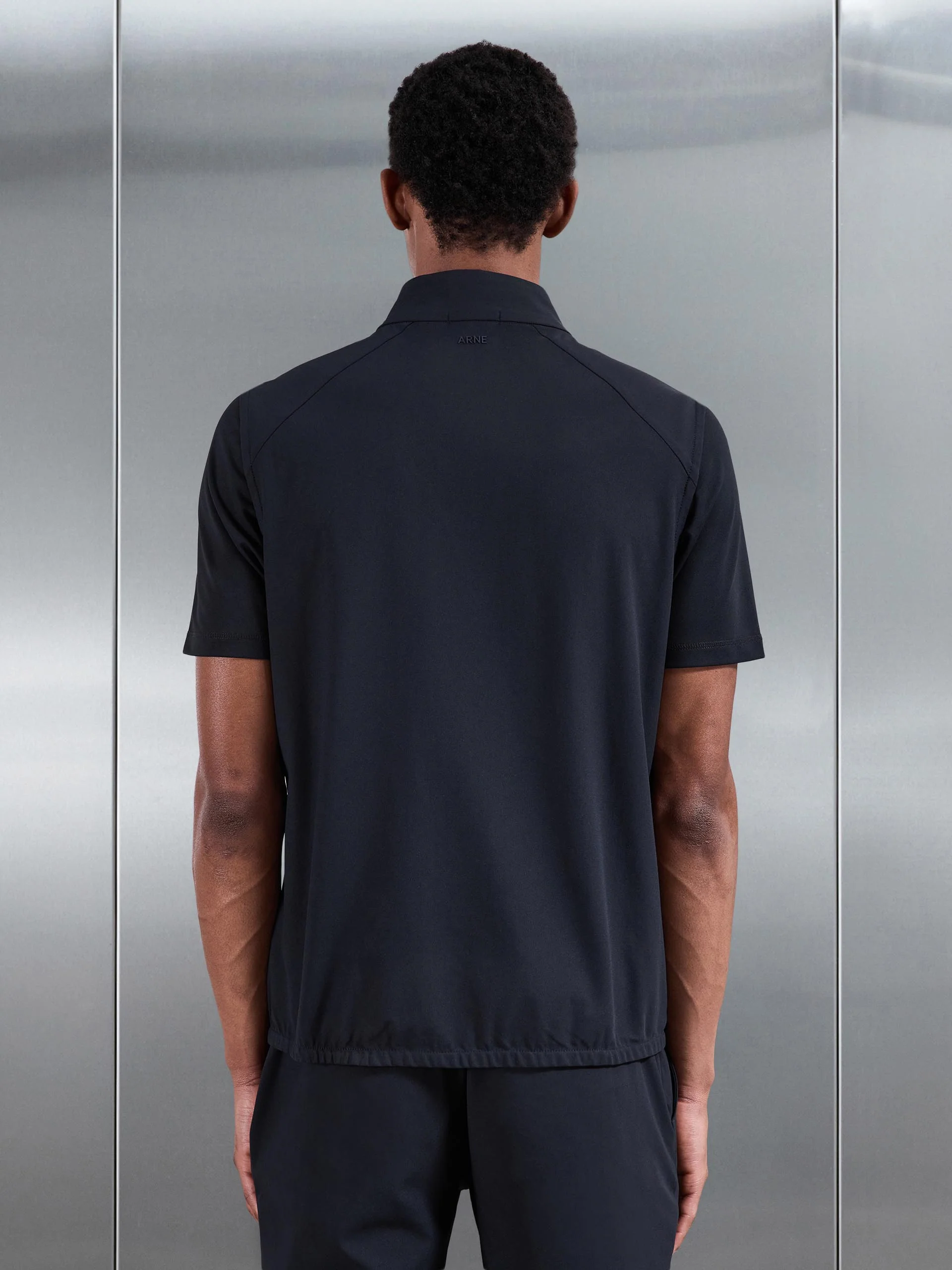 Golf Gilet in Navy - Image 7