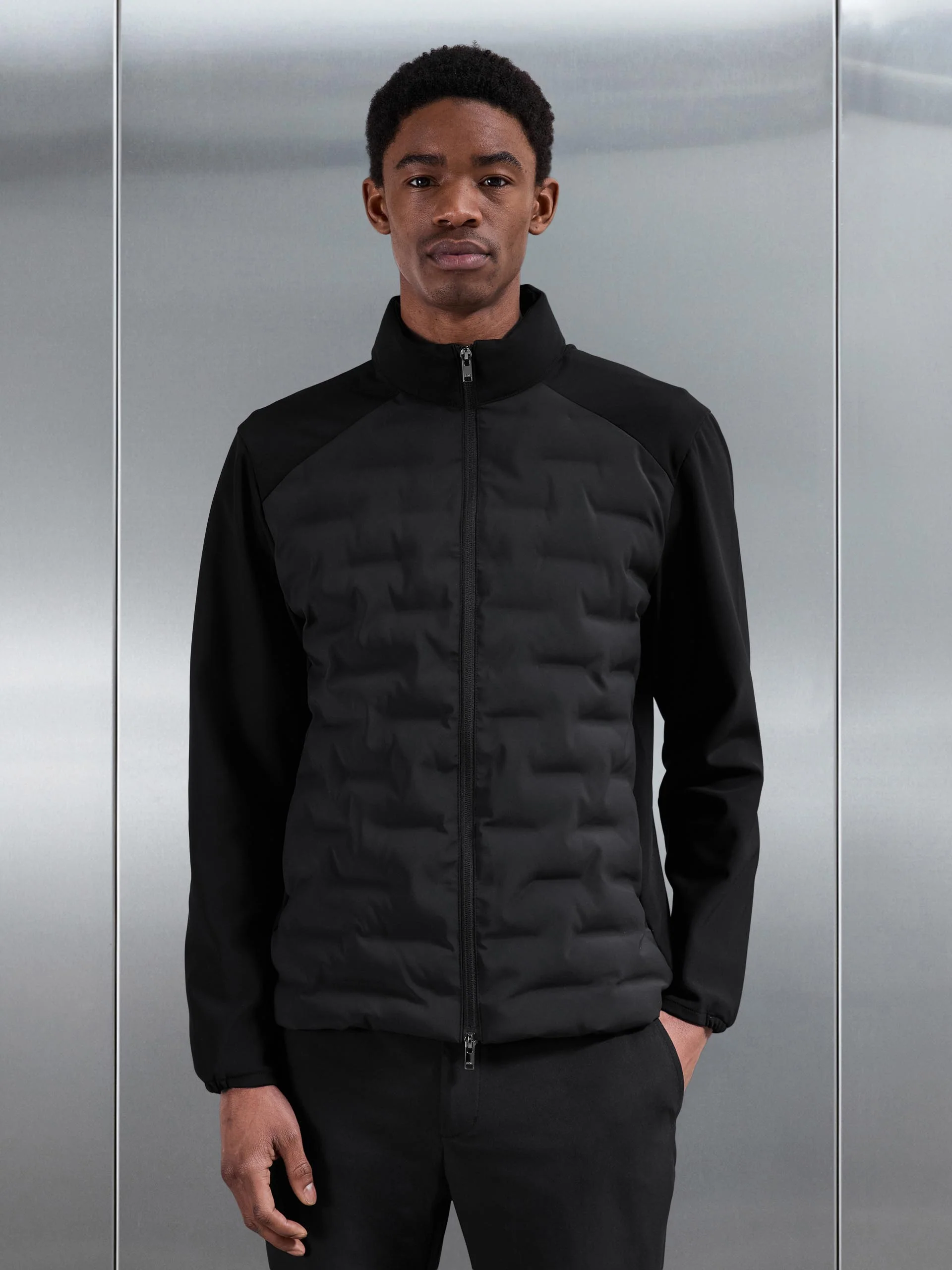 Golf Hybrid Jacket in Black - Image 3