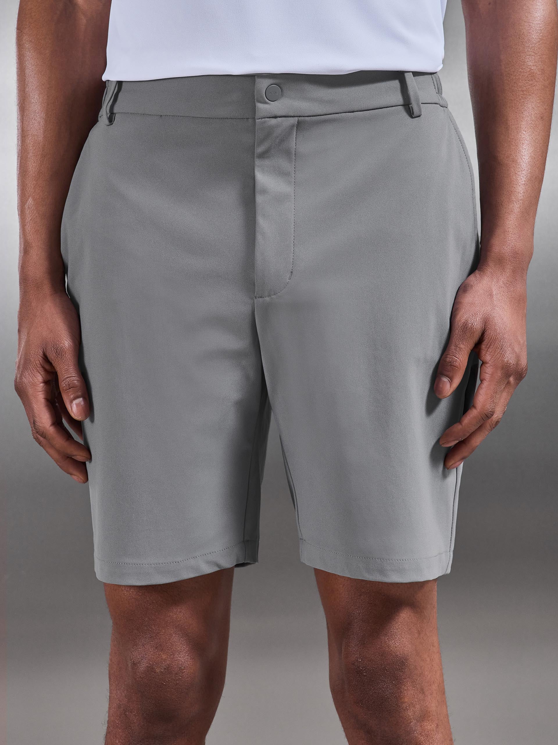 Golf Short in Mid Grey - Image 7