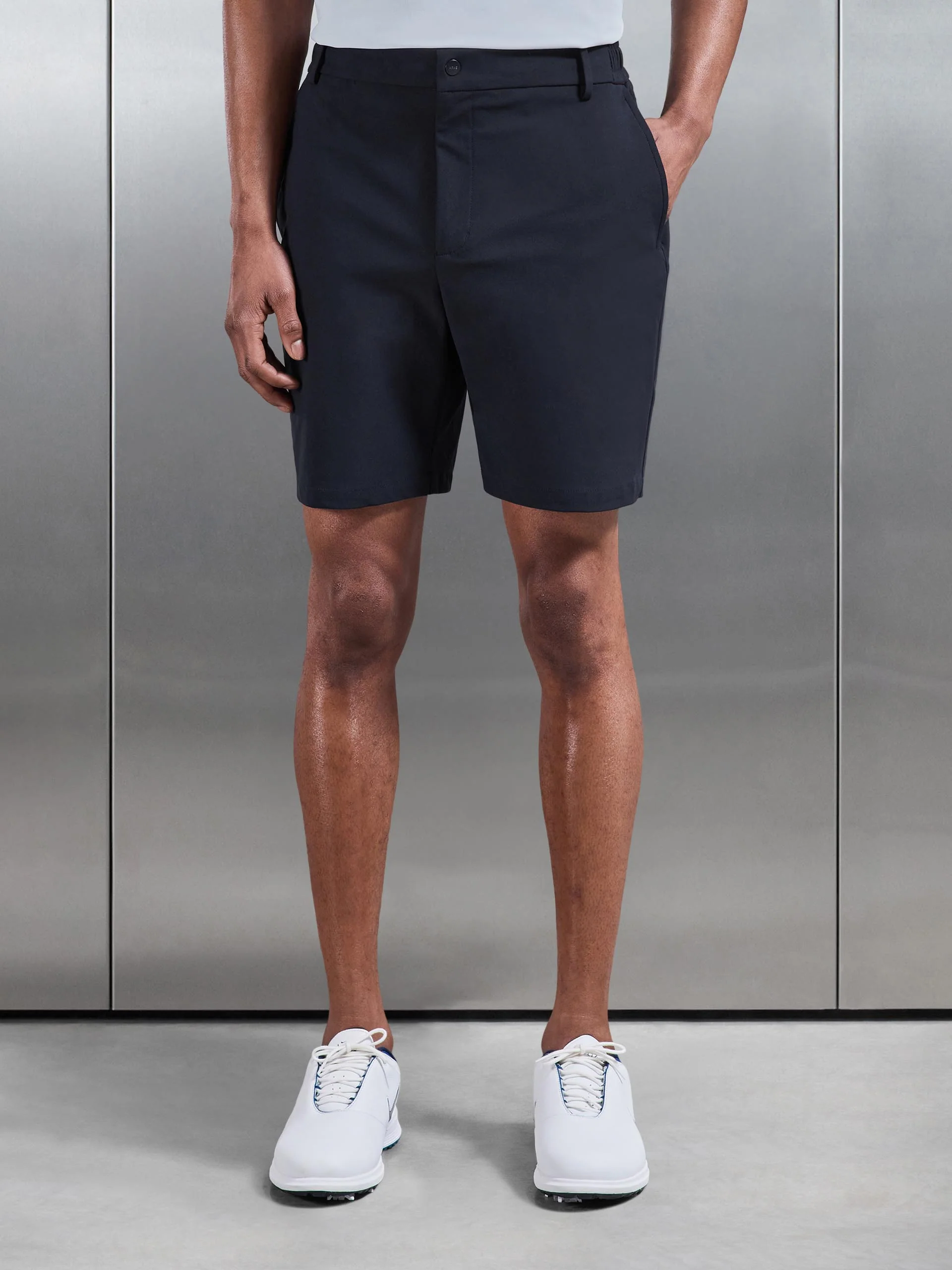 Golf Short in Navy - Image 3