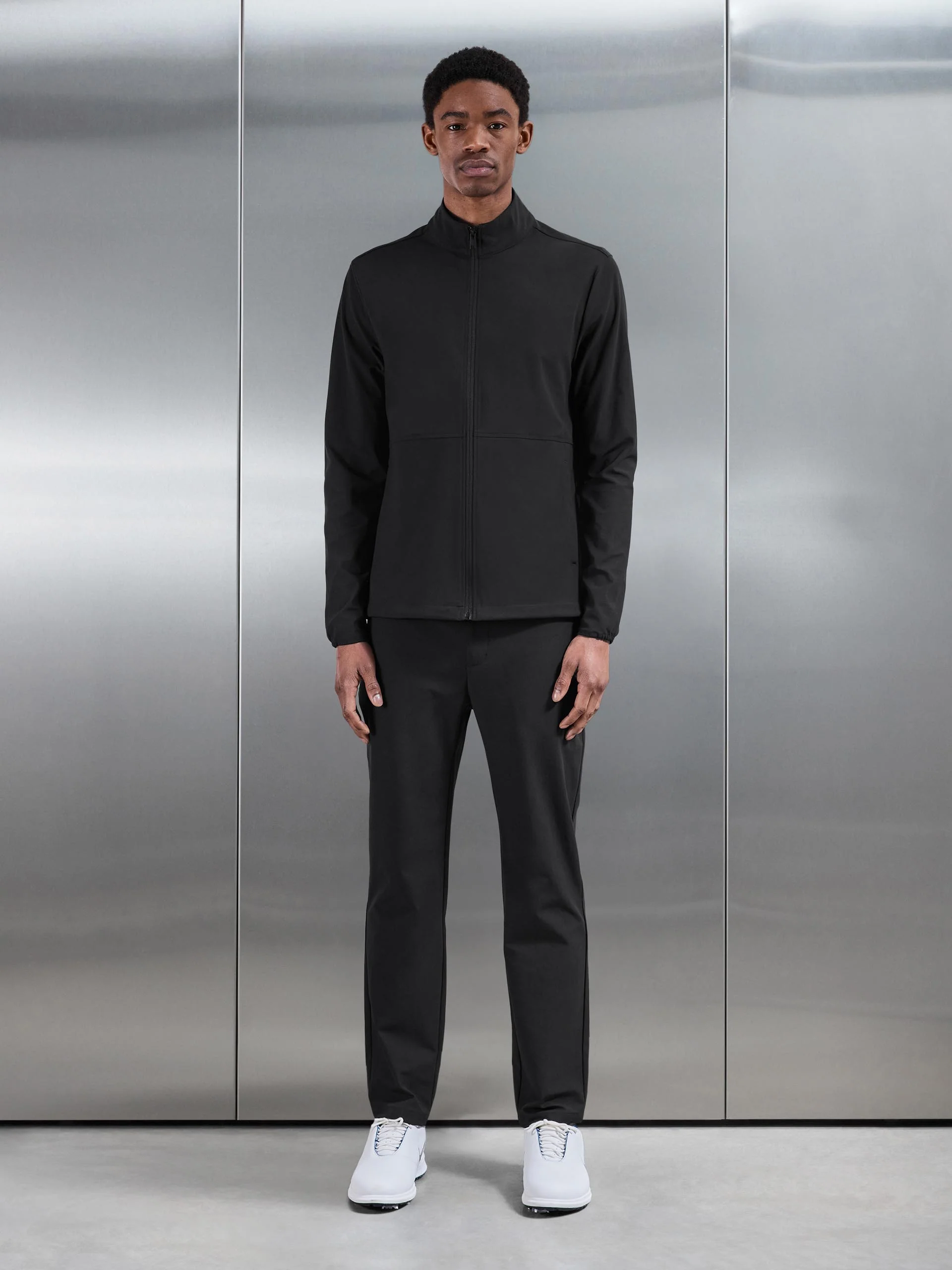 Golf Trouser in Black - Image 4