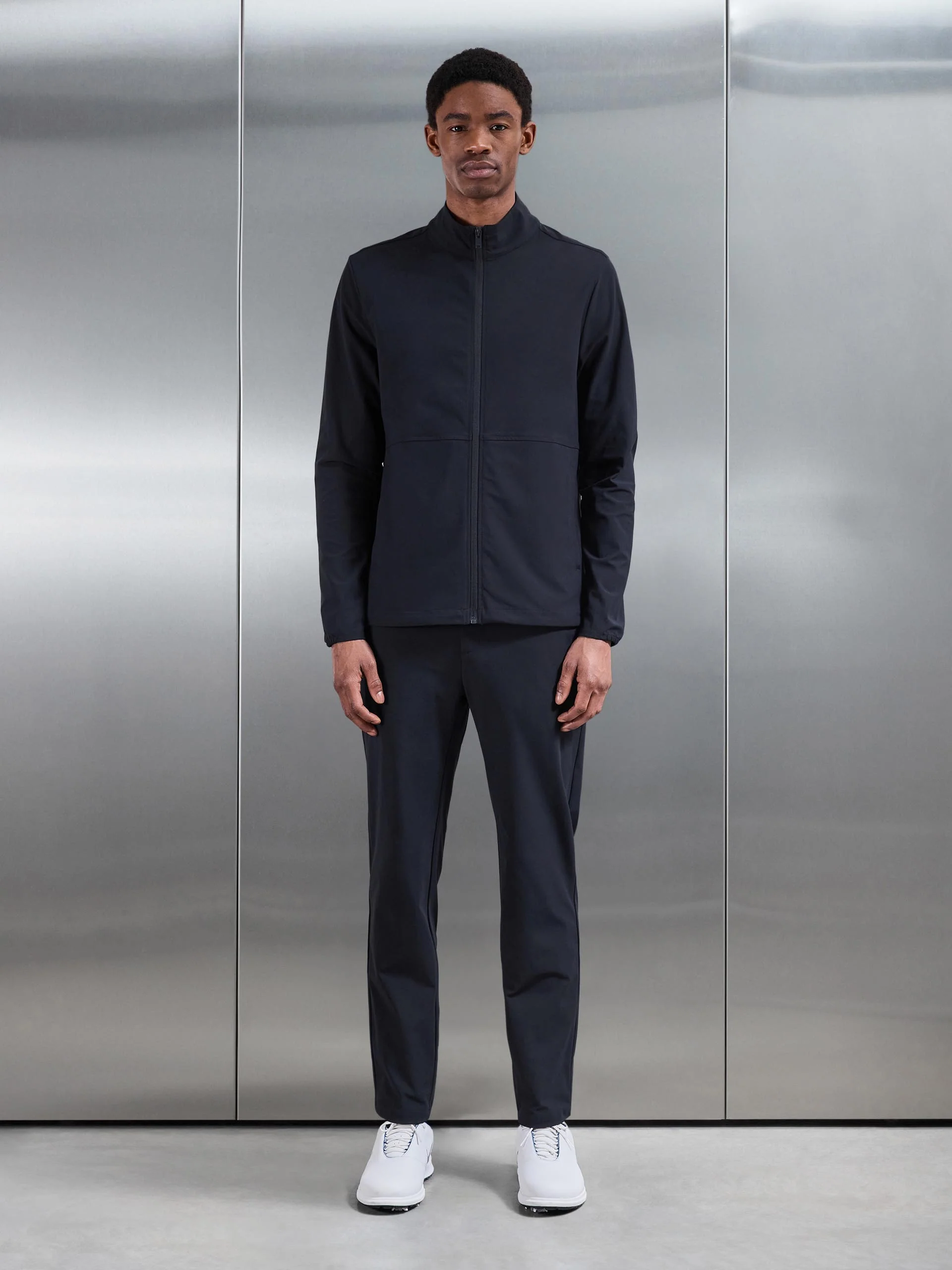 Golf Trouser in Navy - Image 4
