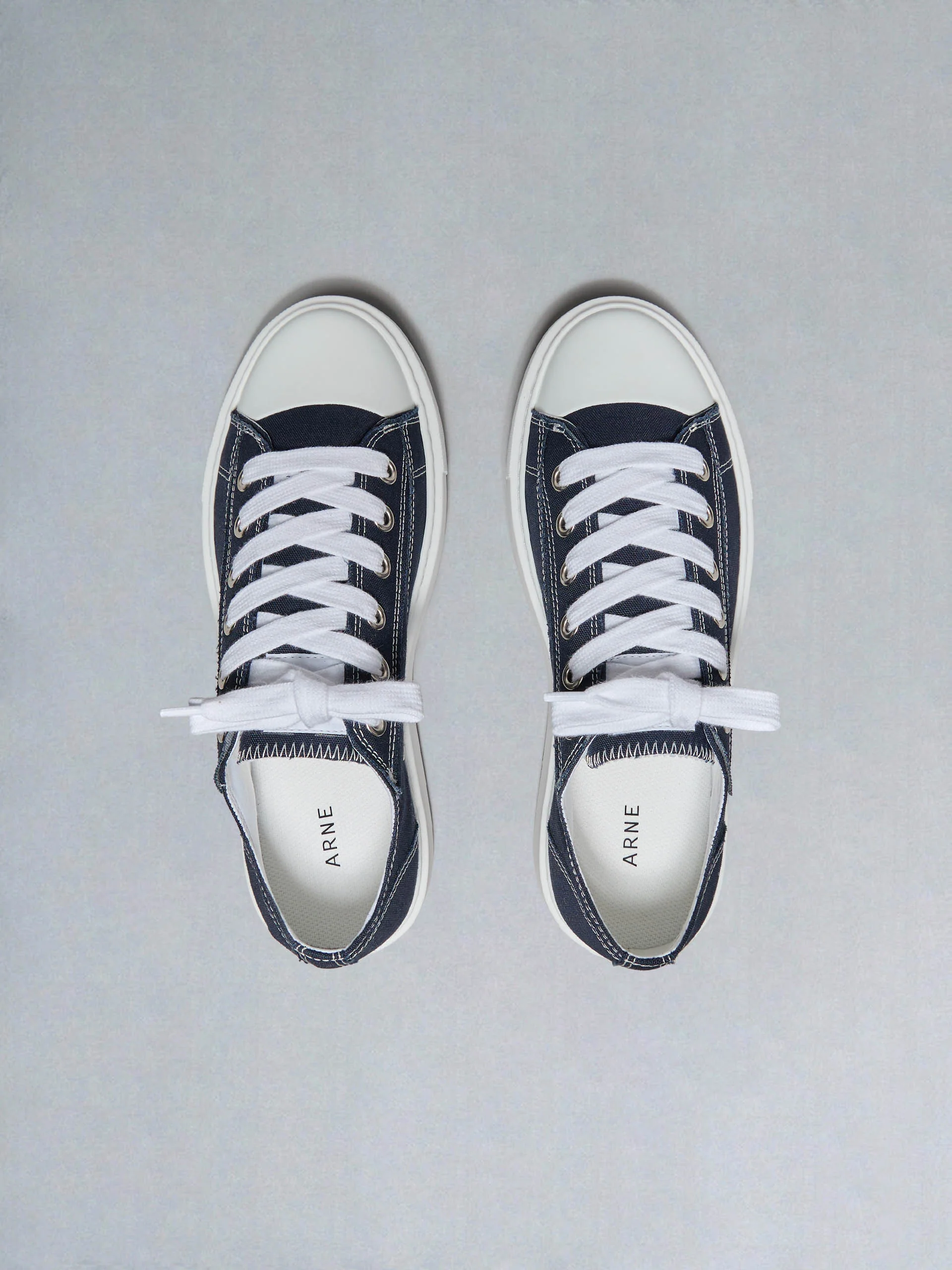 Homerun in Navy - Image 5