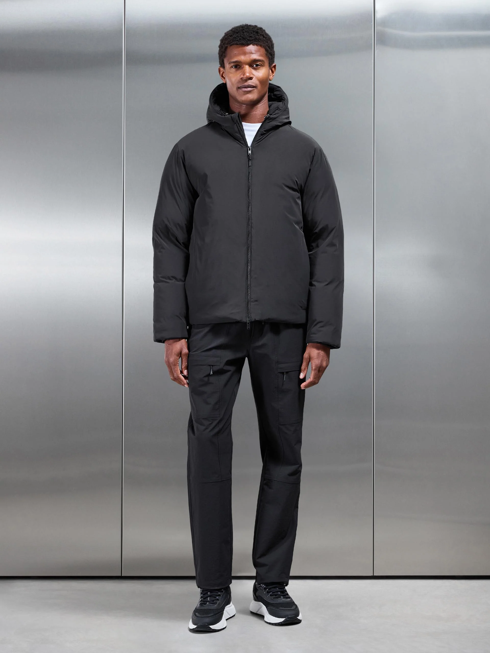 Hooded Puffer Jacket in Black - Image 7