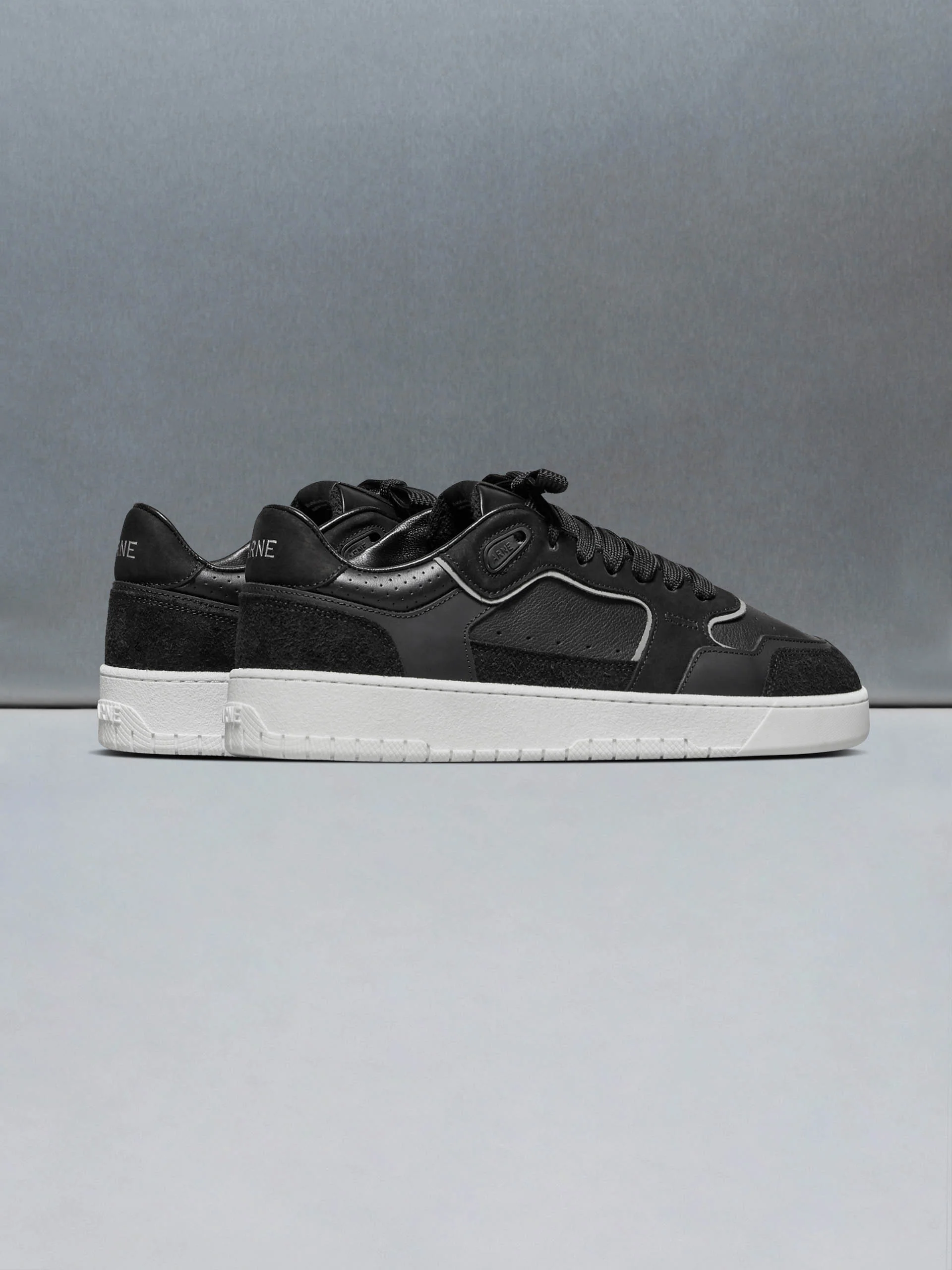 Hoop Trainer in Black - Image 4