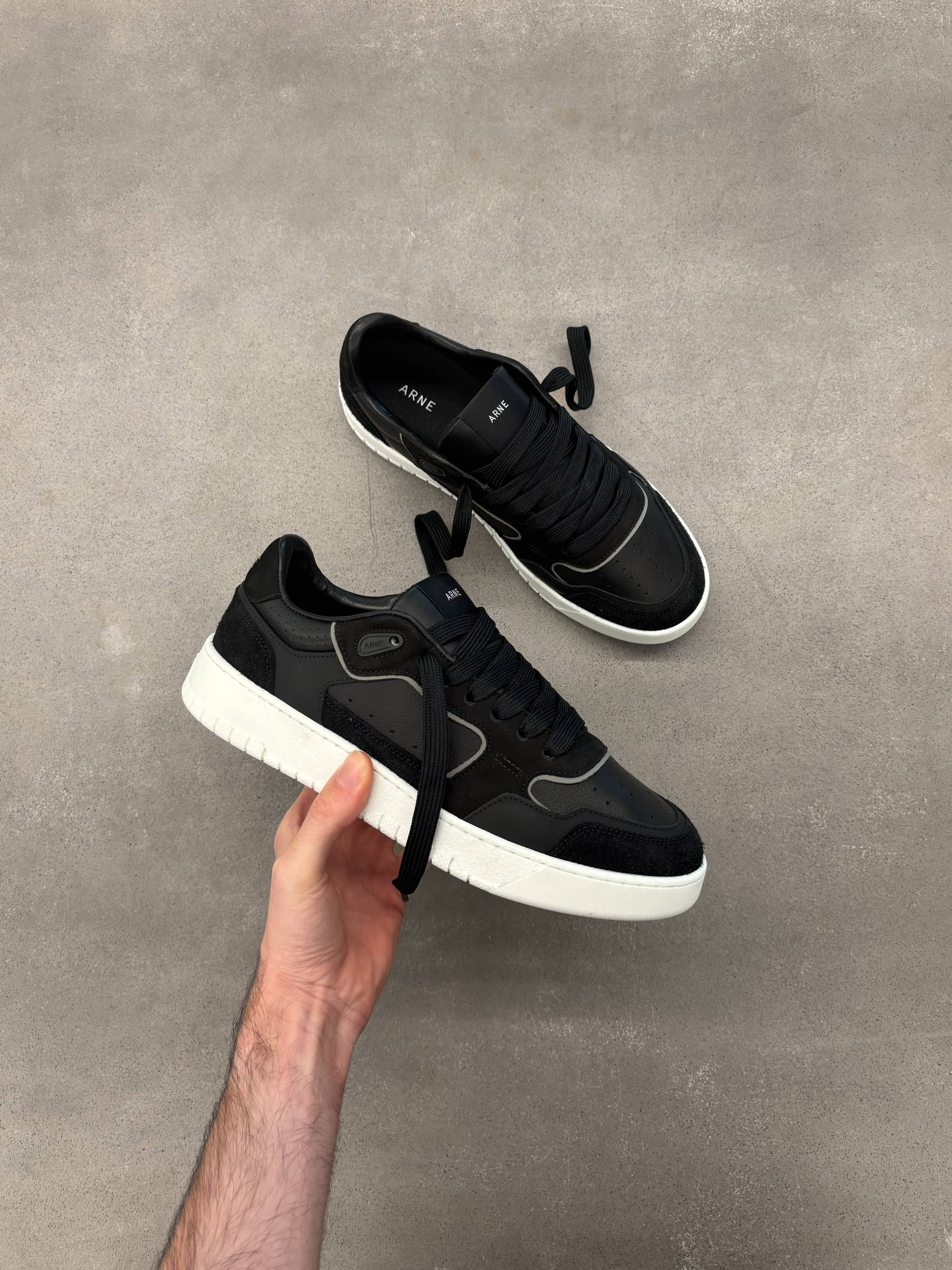 Hoop Trainer in Black - Image 6