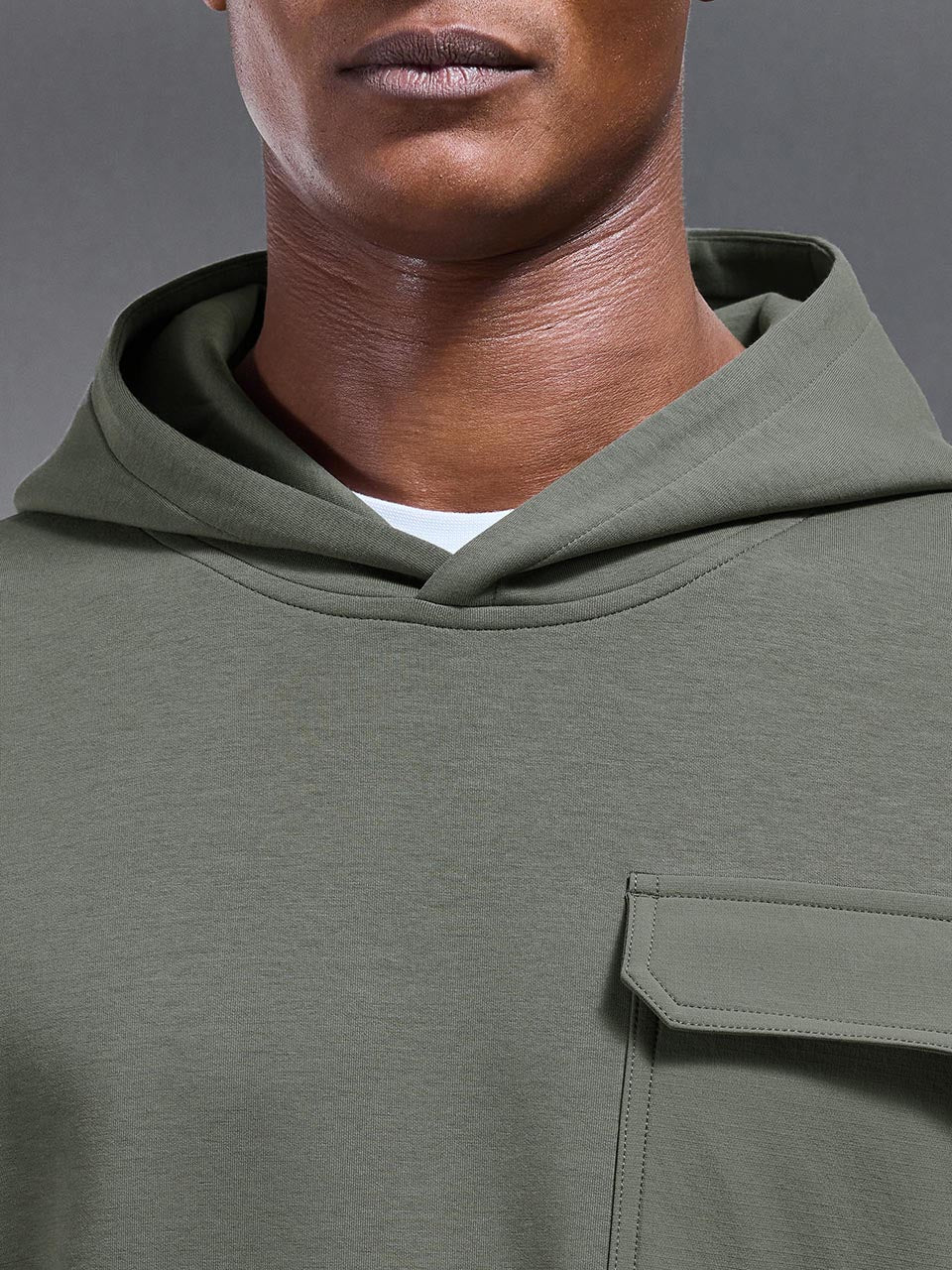 Hybrid Cargo Hoodie in Olive - Image 4