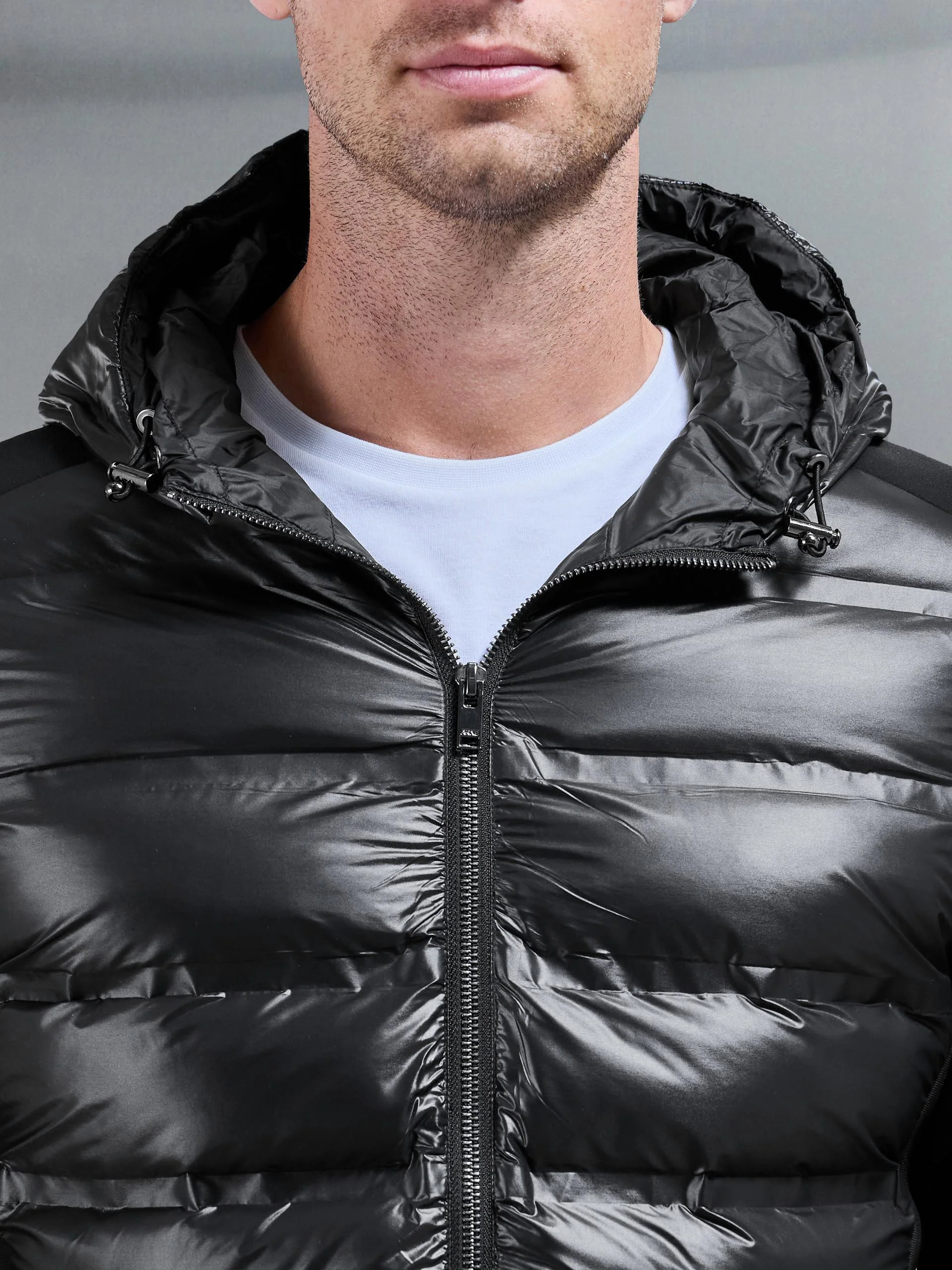 Hybrid Puffer Jacket in Black - Image 3