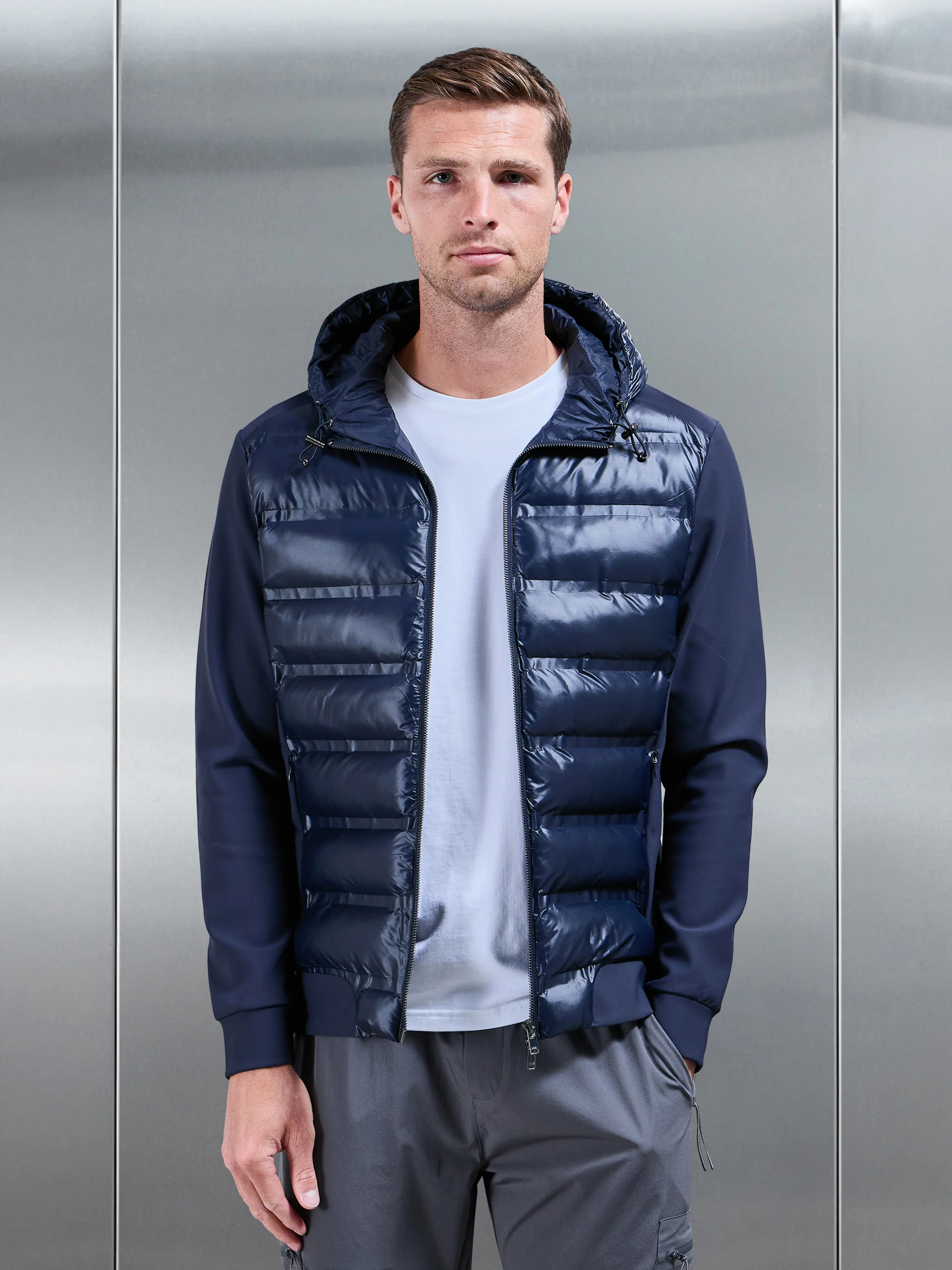 Hybrid Puffer Jacket in Navy - Image 6