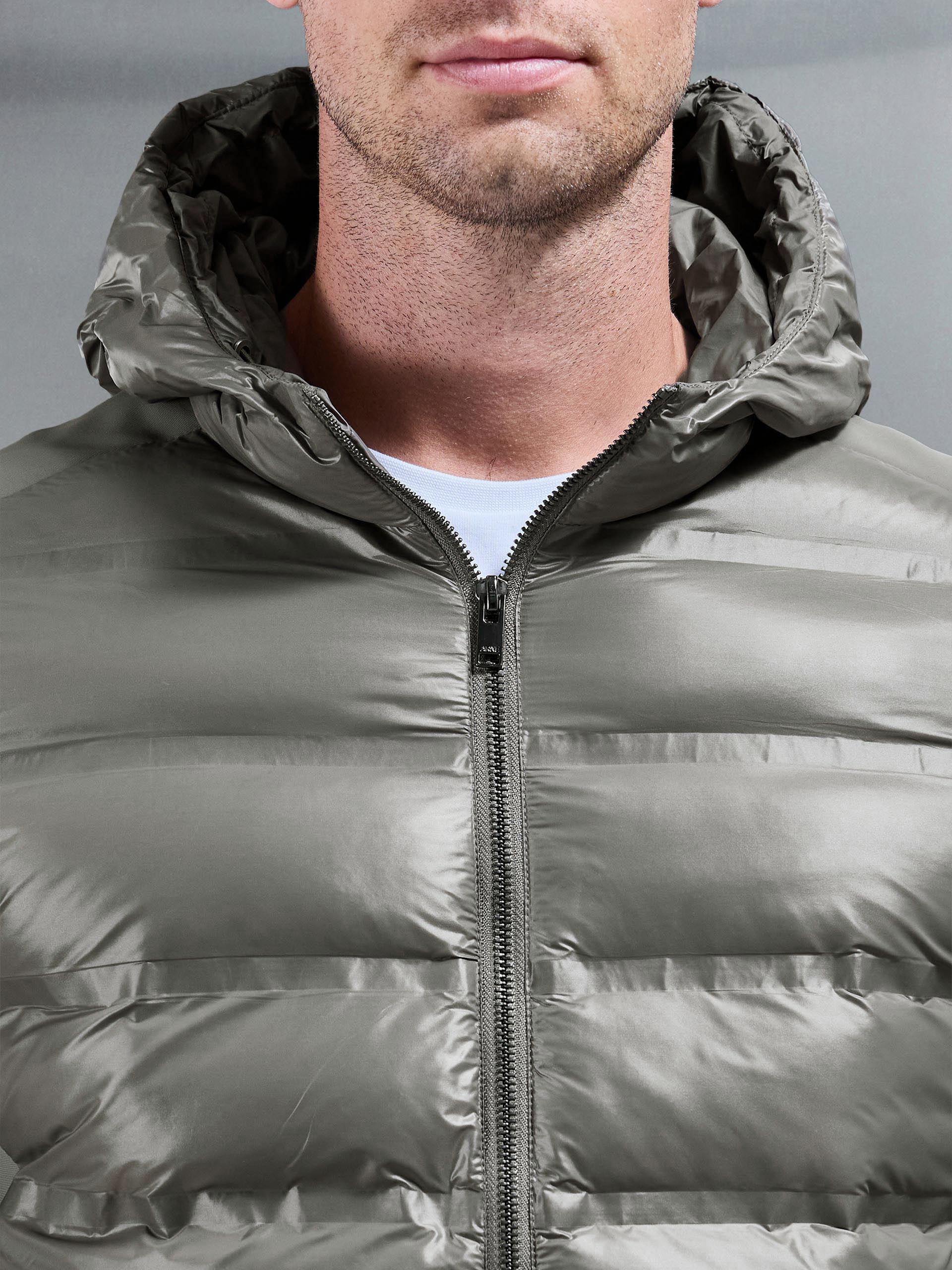 Hybrid Puffer Jacket in Olive - Image 3