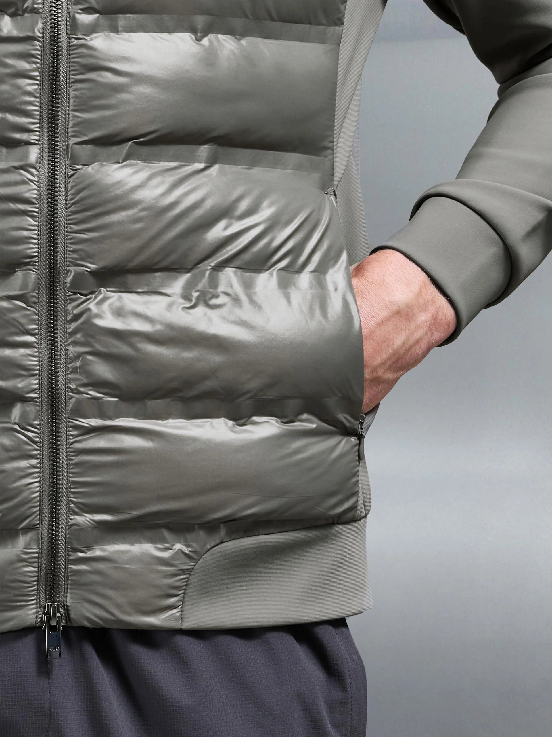 Hybrid Puffer Jacket in Olive - Image 4
