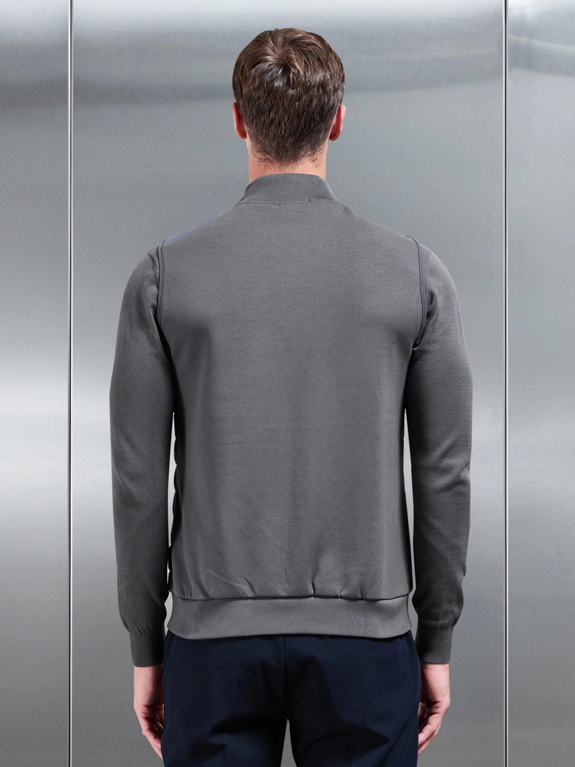 Hybrid Quilted Gilet in Grey - Image 5