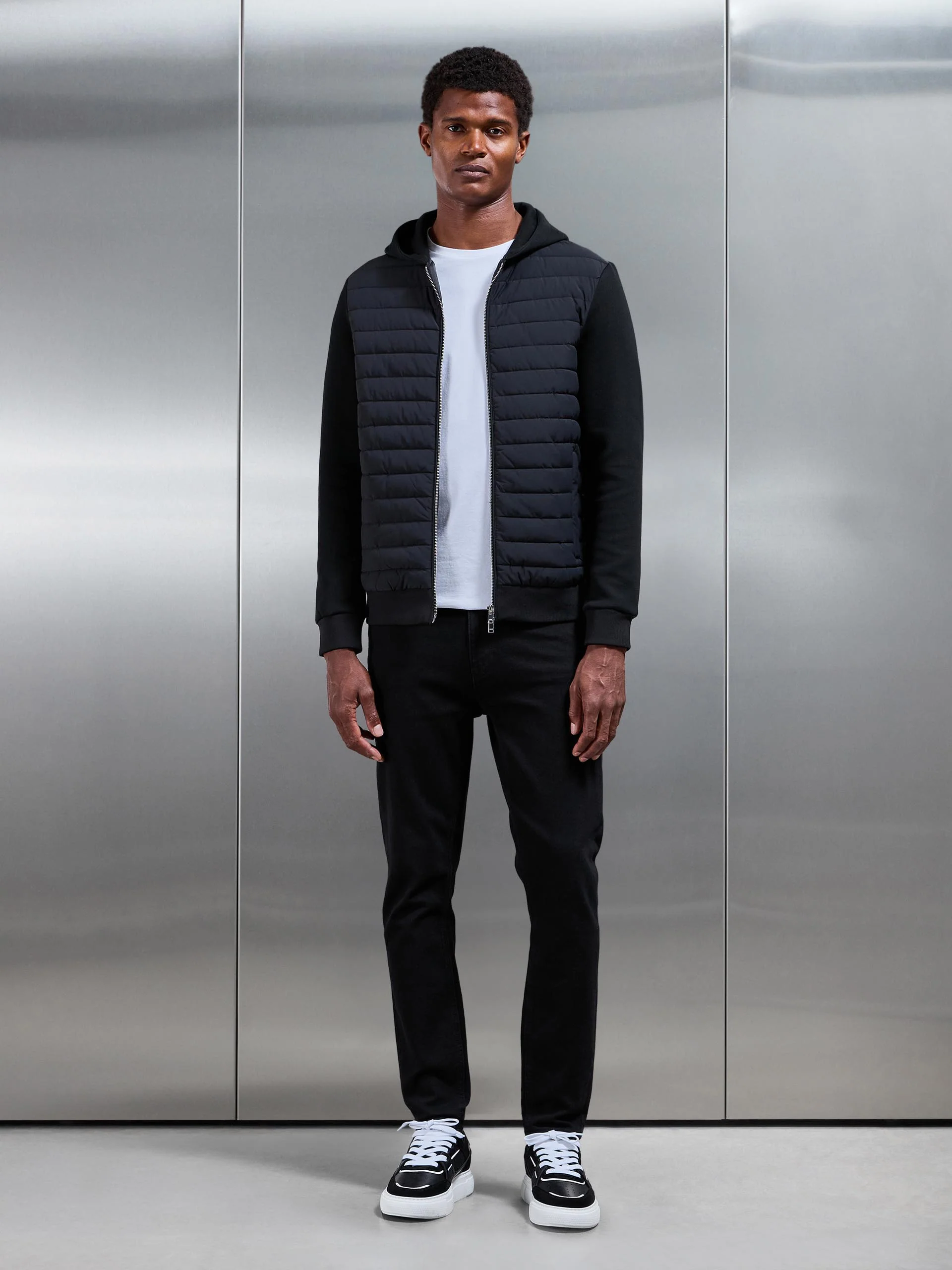 Hybrid Quilted Windbreaker in Black - Image 2