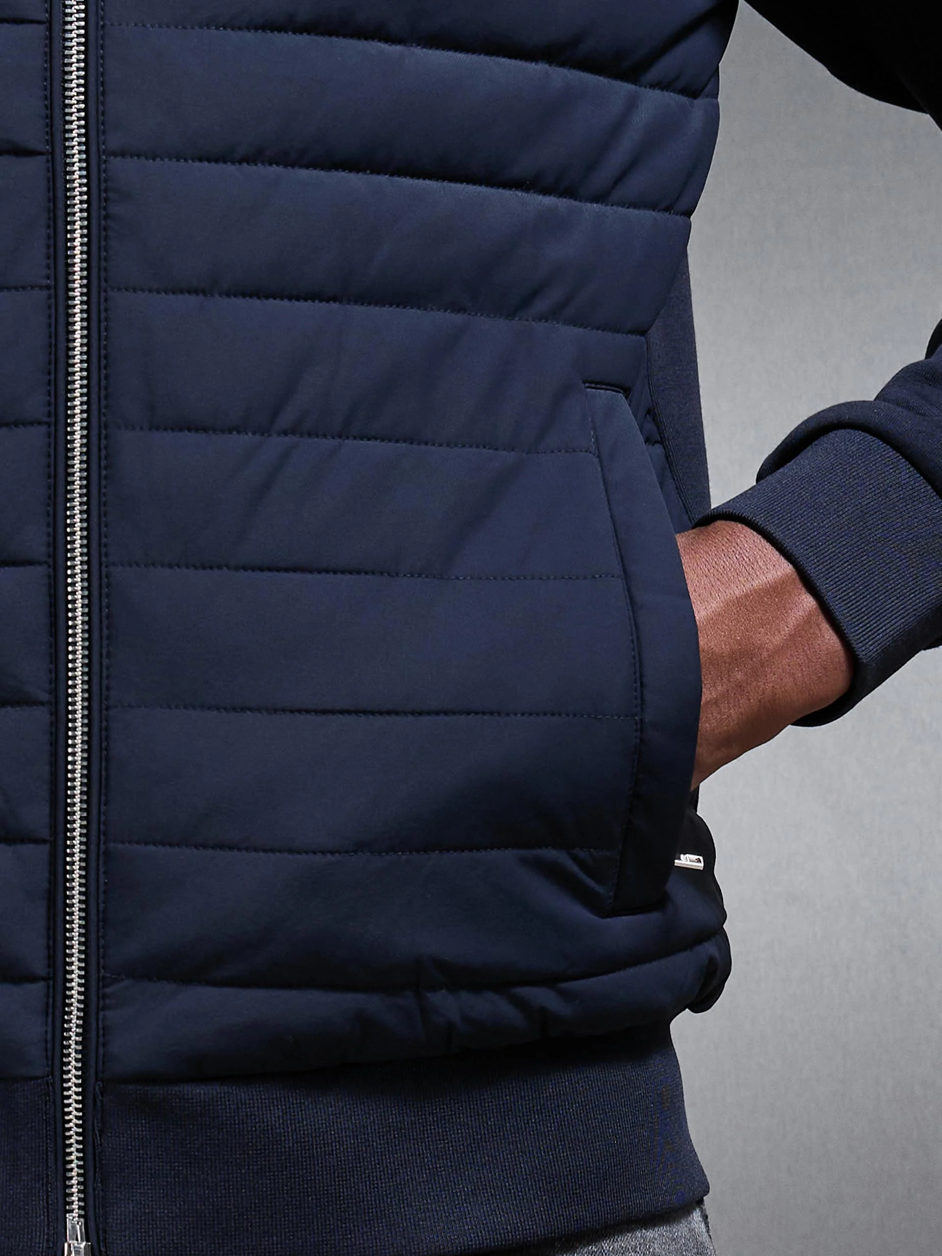 Hybrid Quilted Windbreaker in Navy - Image 5