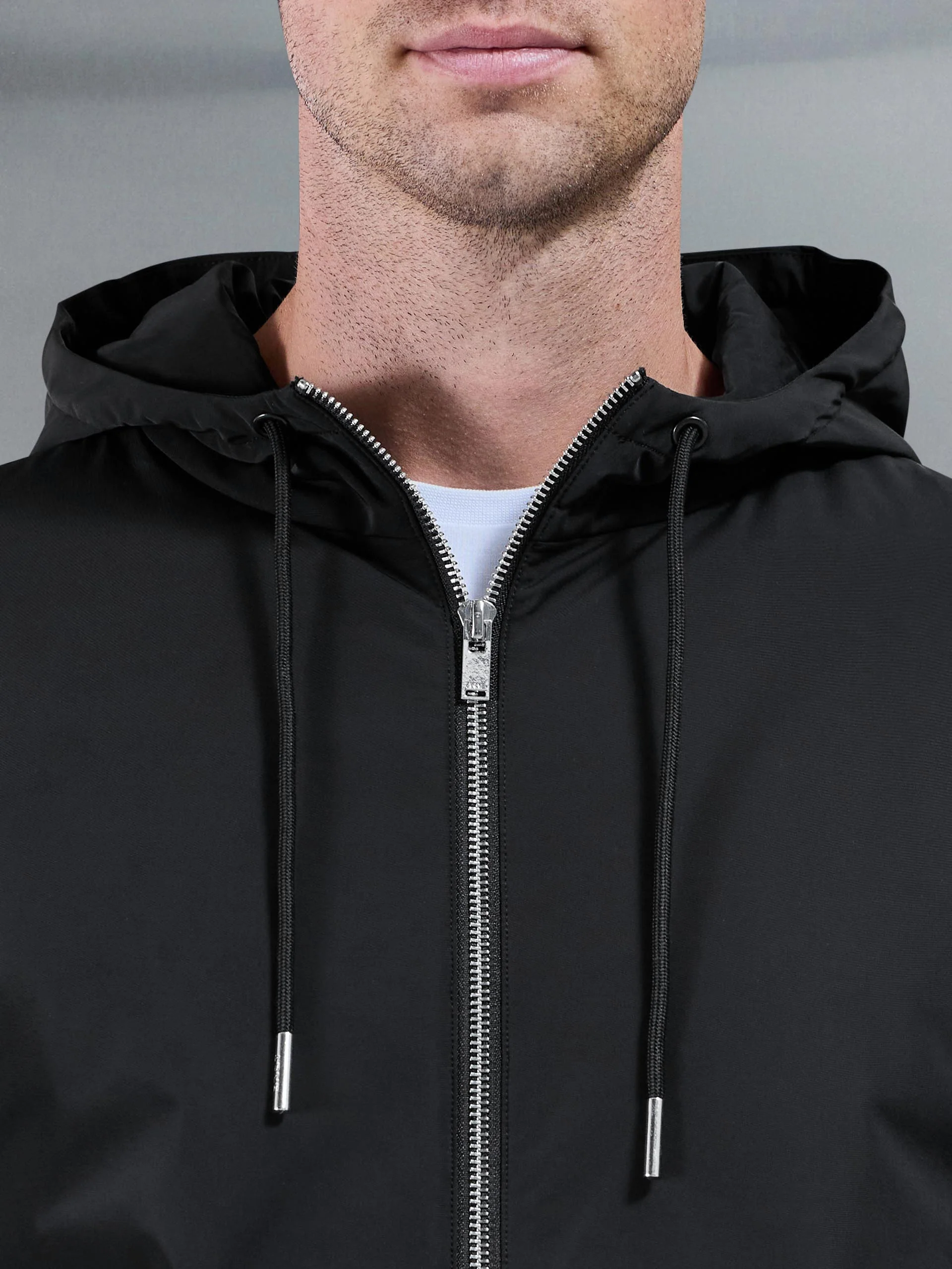 Interlock Jersey Hybrid Windbreaker in Black - Image 4