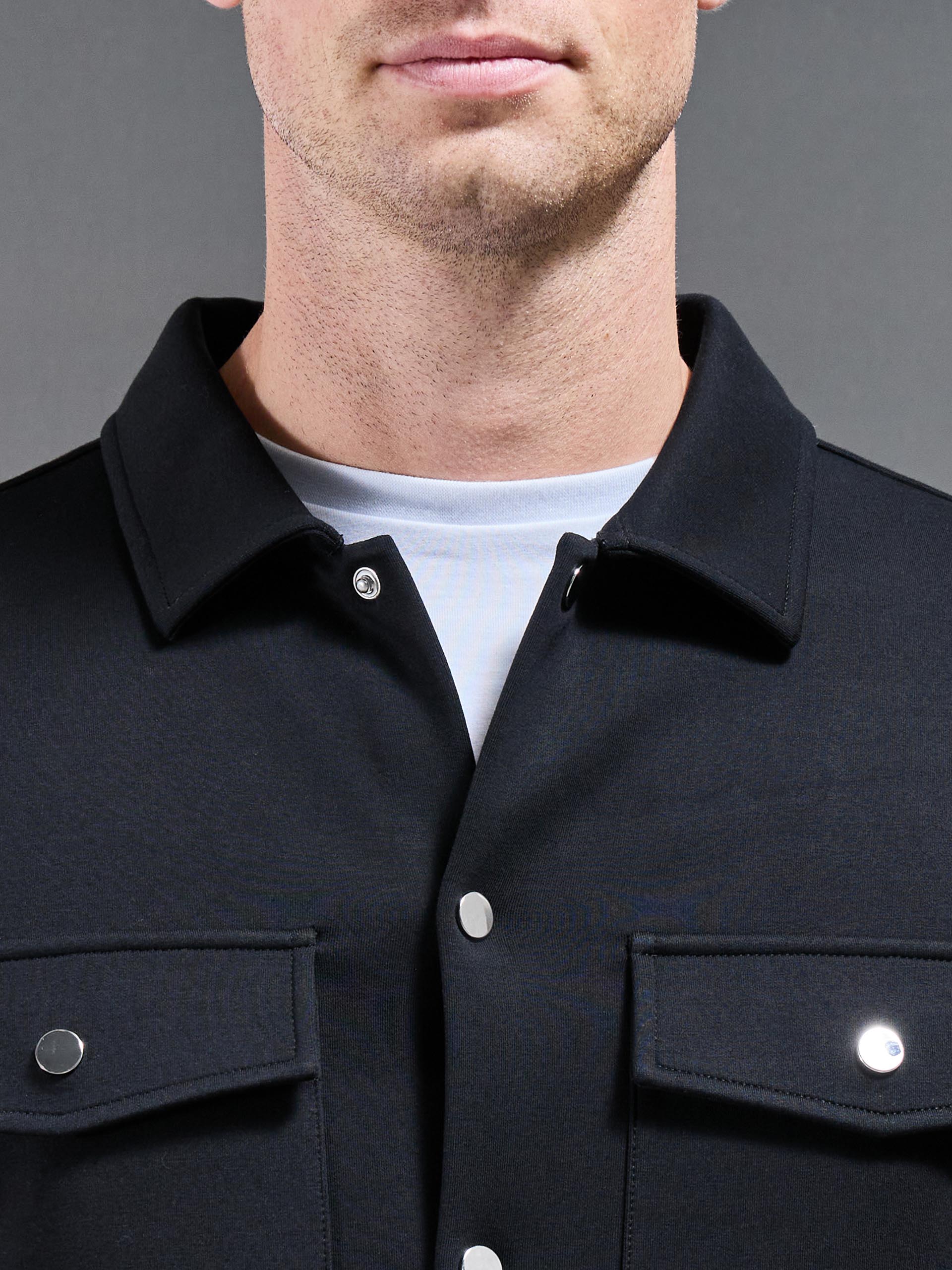 Interlock Jersey Pocket Popper Overshirt in Black - Image 4