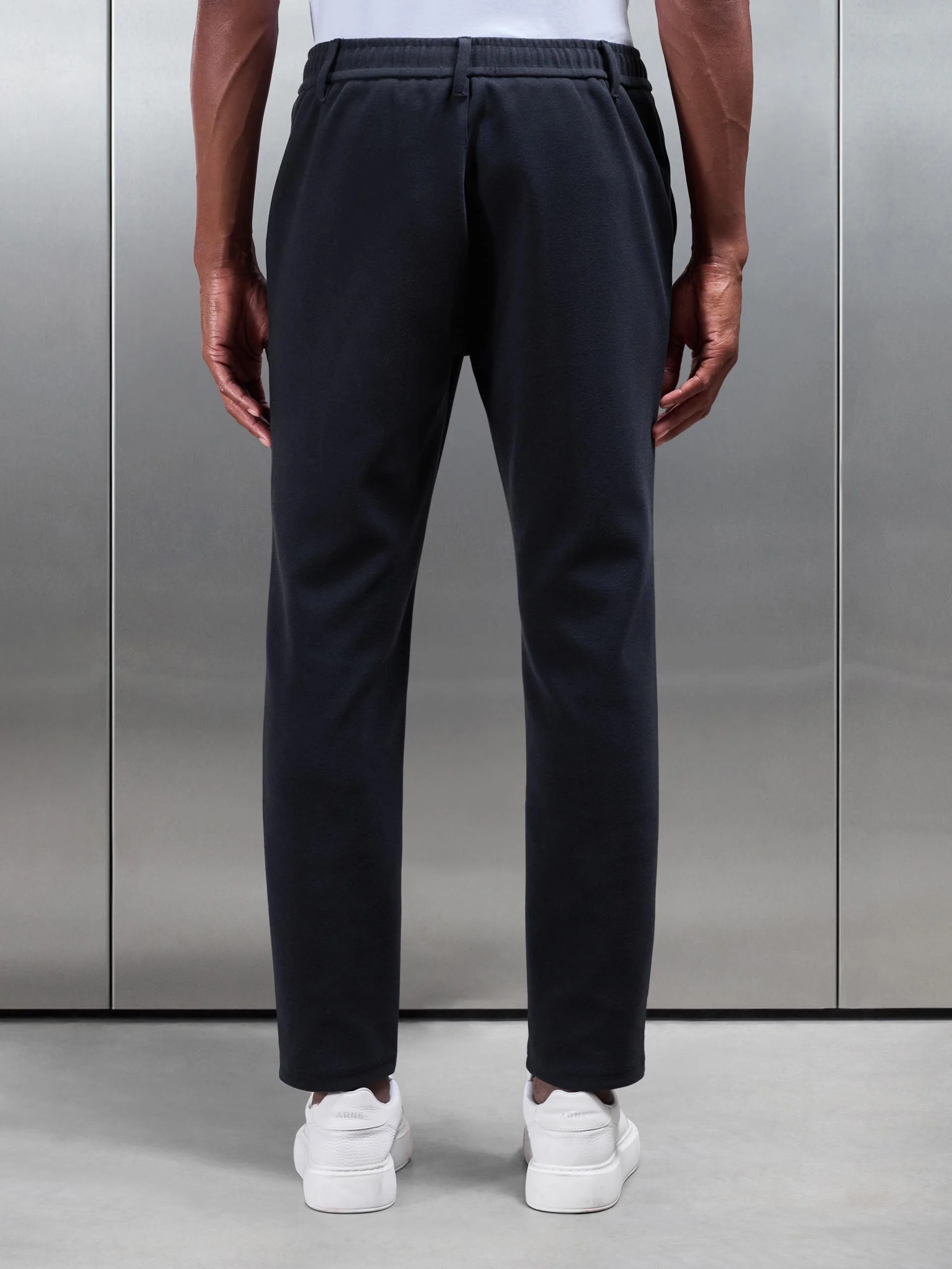 Knitted Tailored Jogger in Navy - Image 3