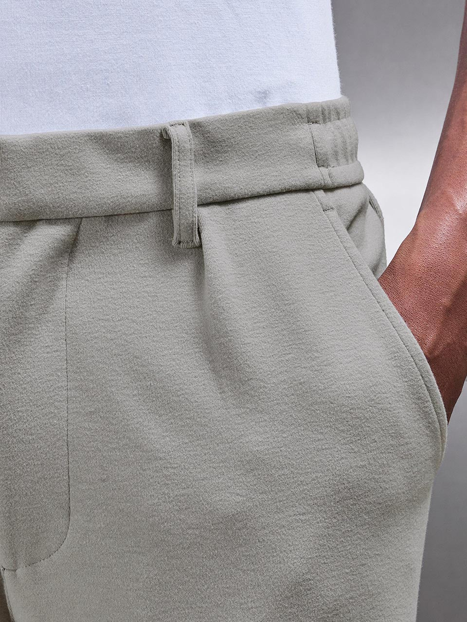 Knitted Tailored Jogger in Stone - Image 4