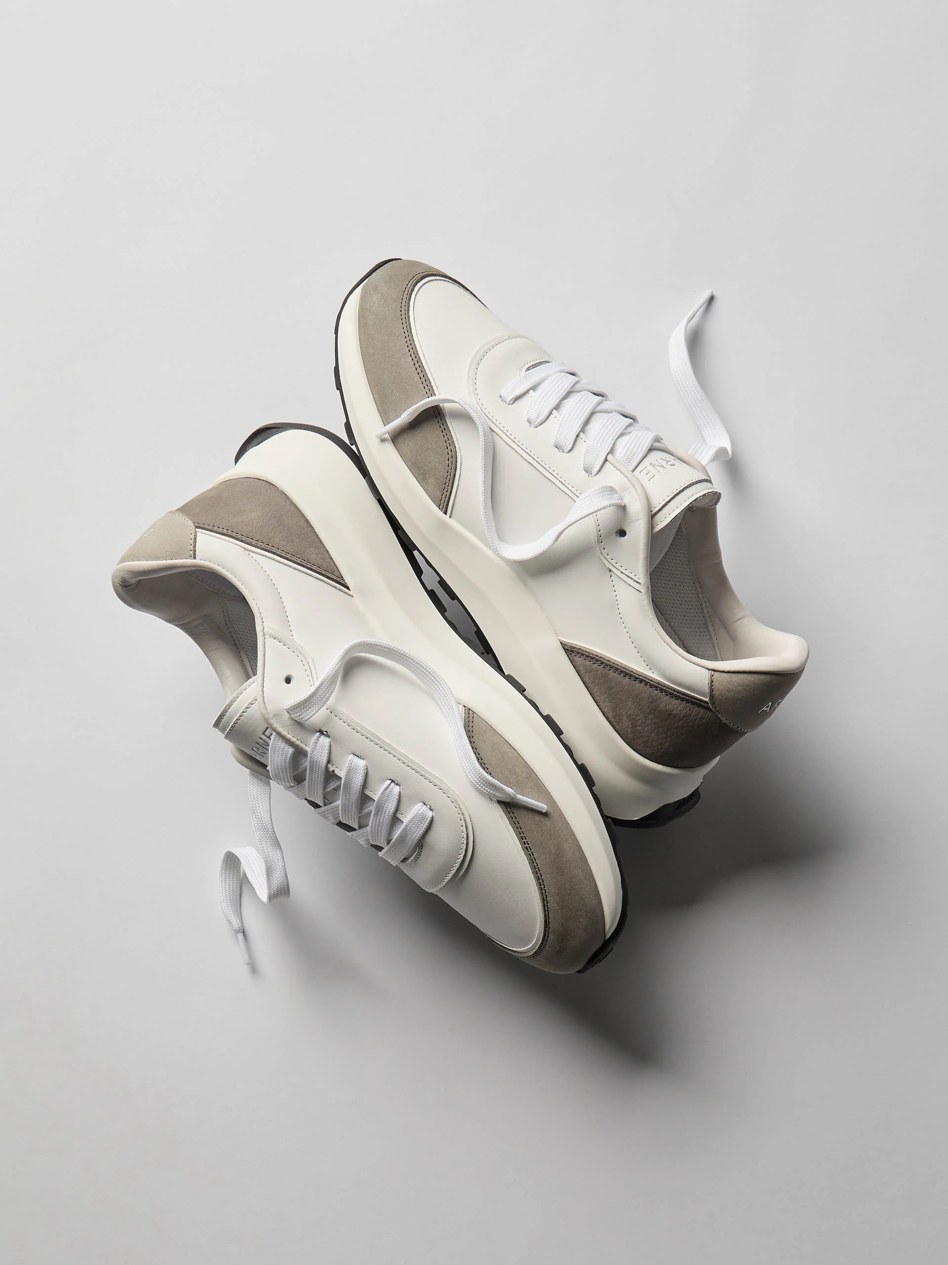 Low Runner in White Slate Grey - Image 2