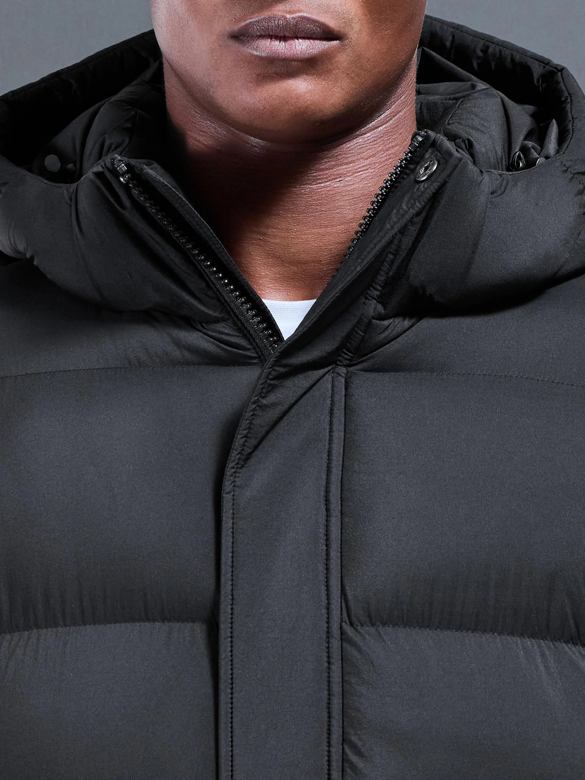 Matte Mid Length Puffer Jacket in Black - Image 4