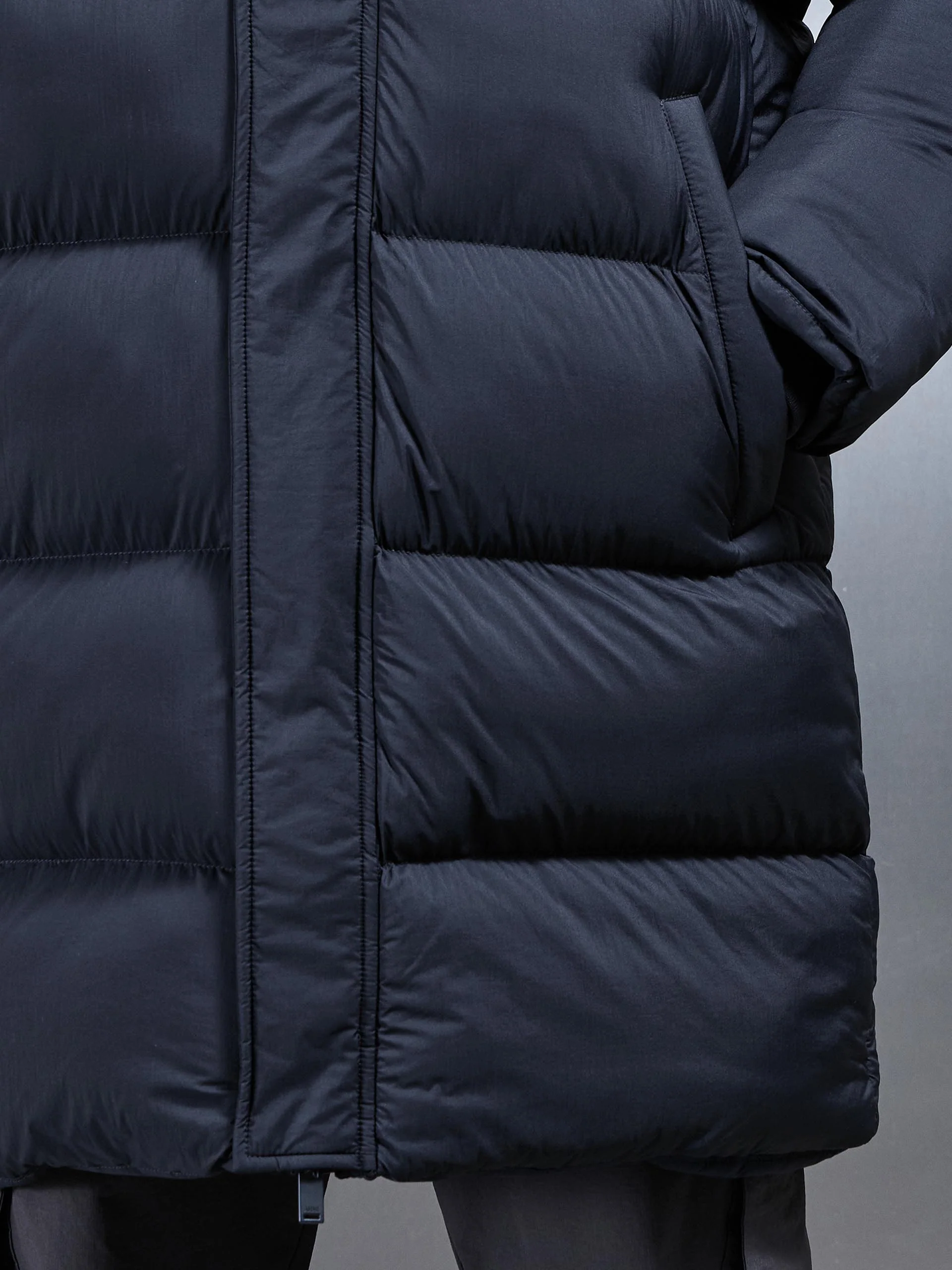 Matte Mid Length Puffer Jacket in Navy - Image 5