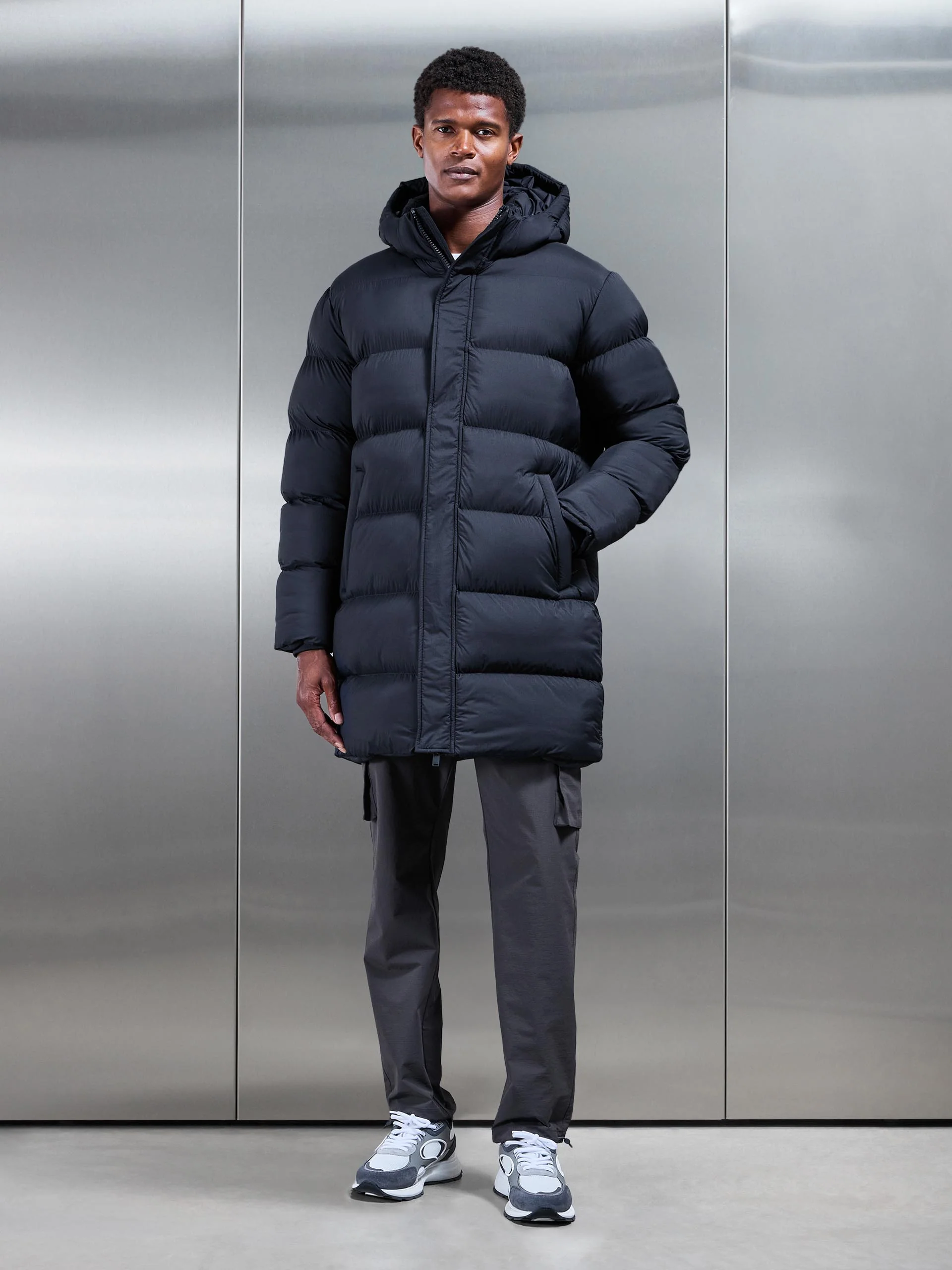 Matte Mid Length Puffer Jacket in Navy - Image 7